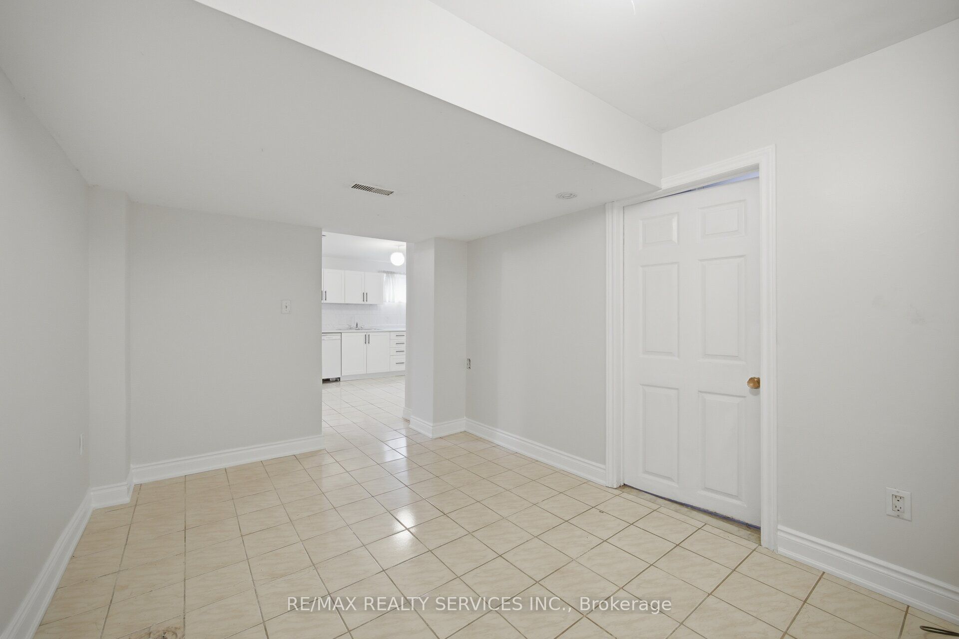 27 Edgemont Drive Property Photo 36