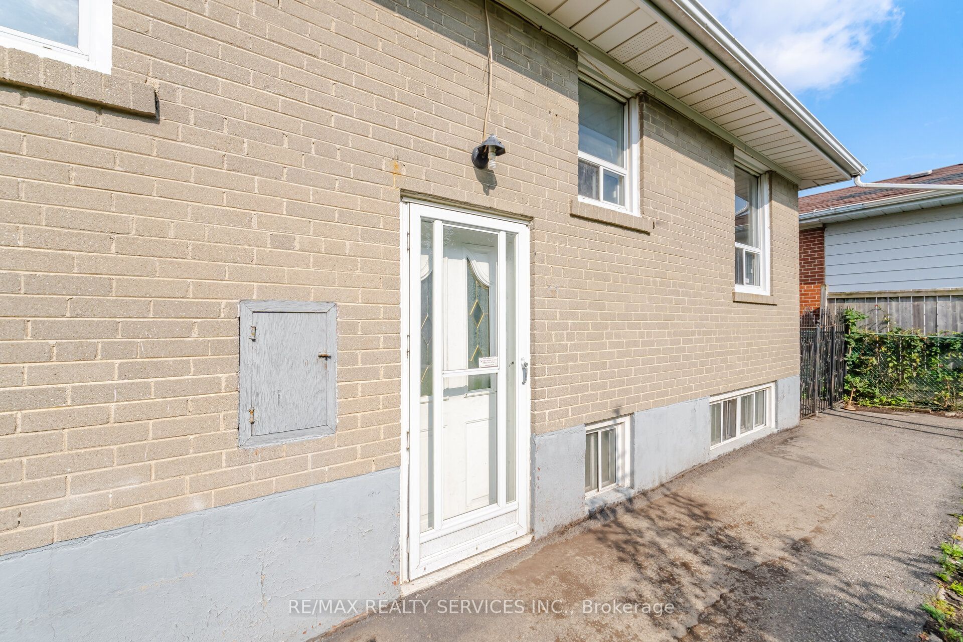 27 Edgemont Drive Property Photo 43