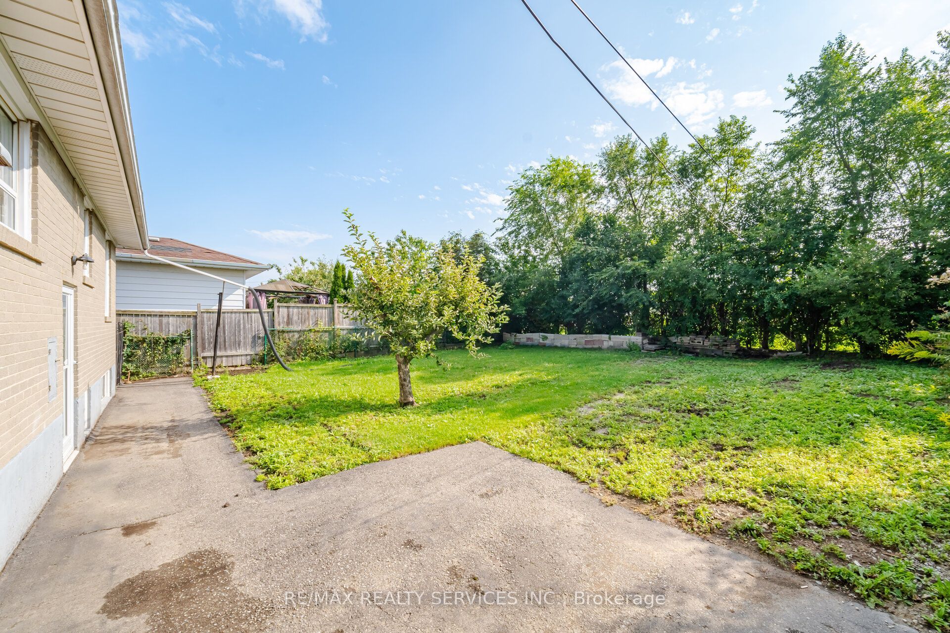 27 Edgemont Drive Property Photo 44