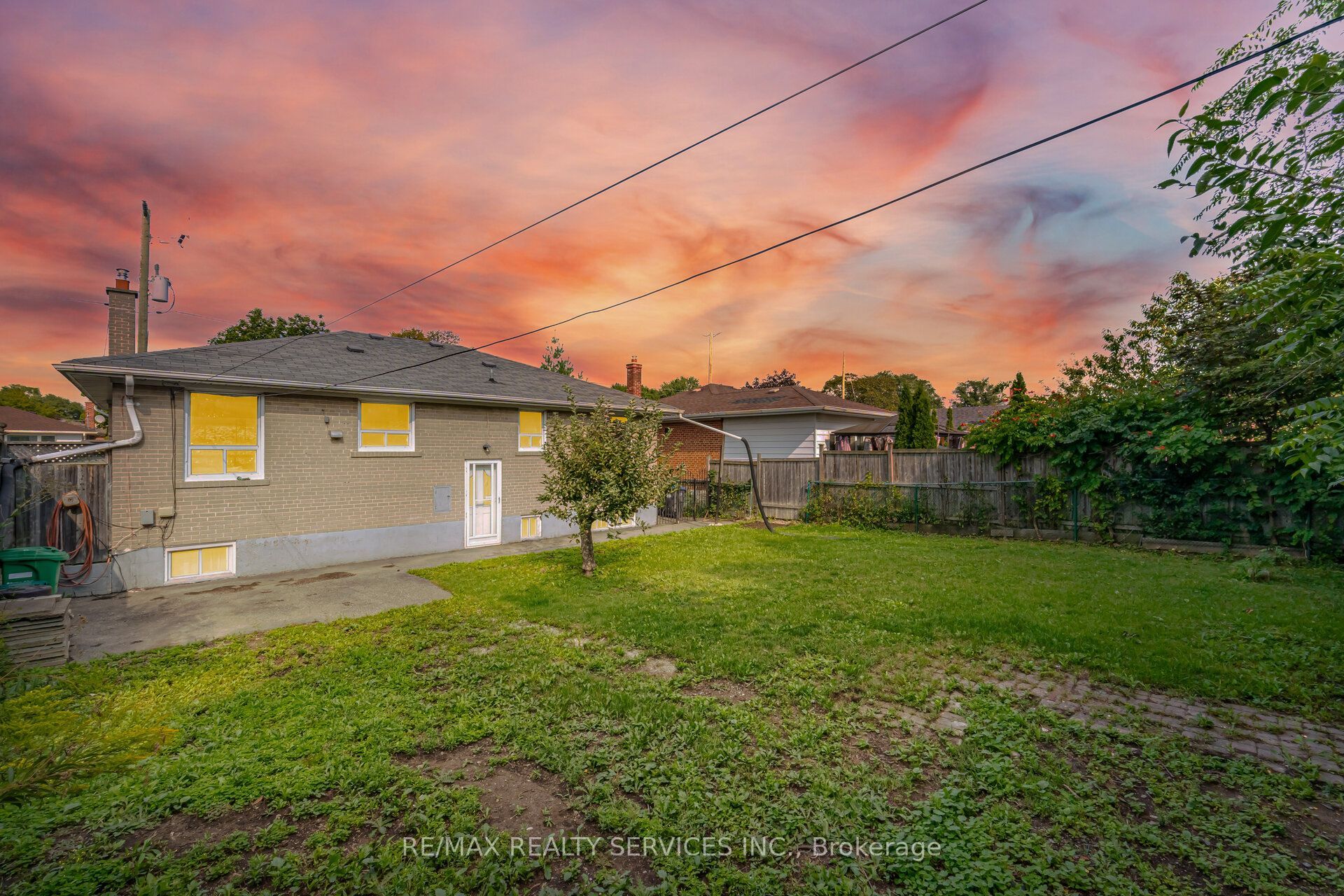 27 Edgemont Drive Property Photo 46