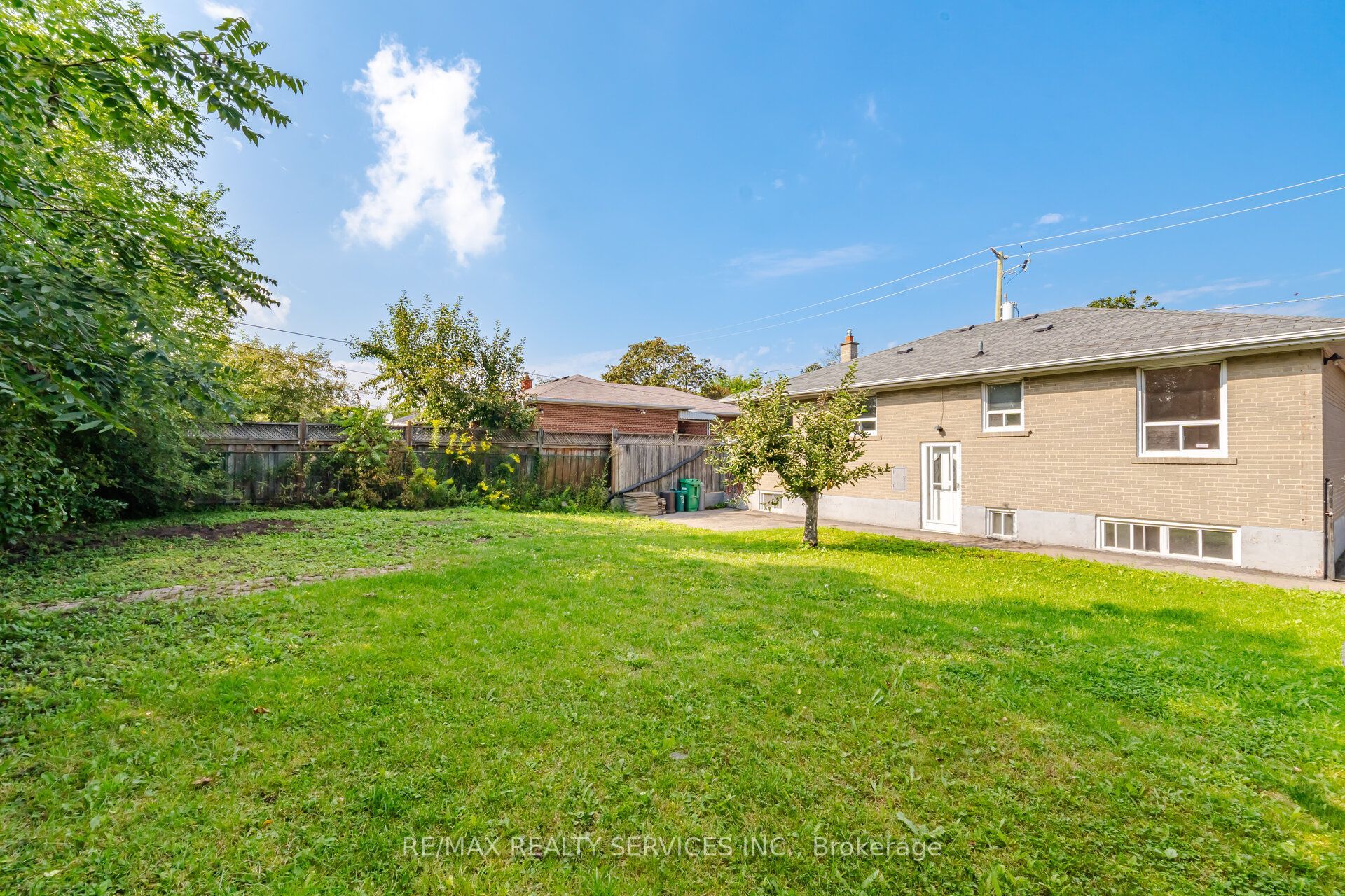 27 Edgemont Drive Property Photo 47