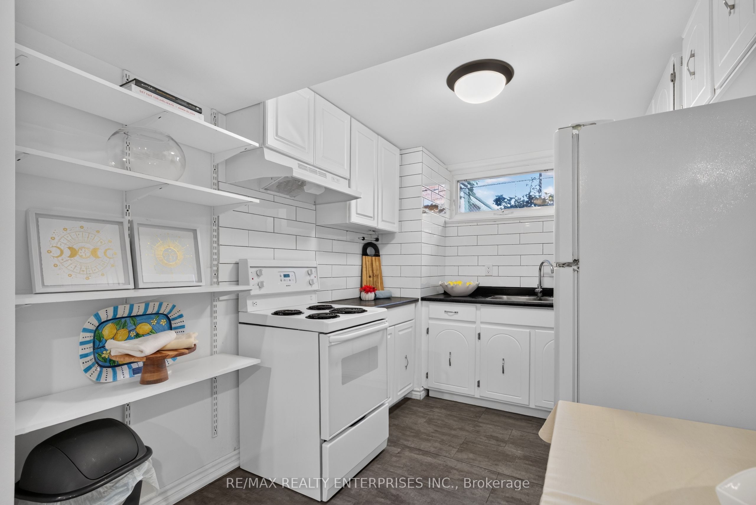 1083 Melton Drive Property Photo 27