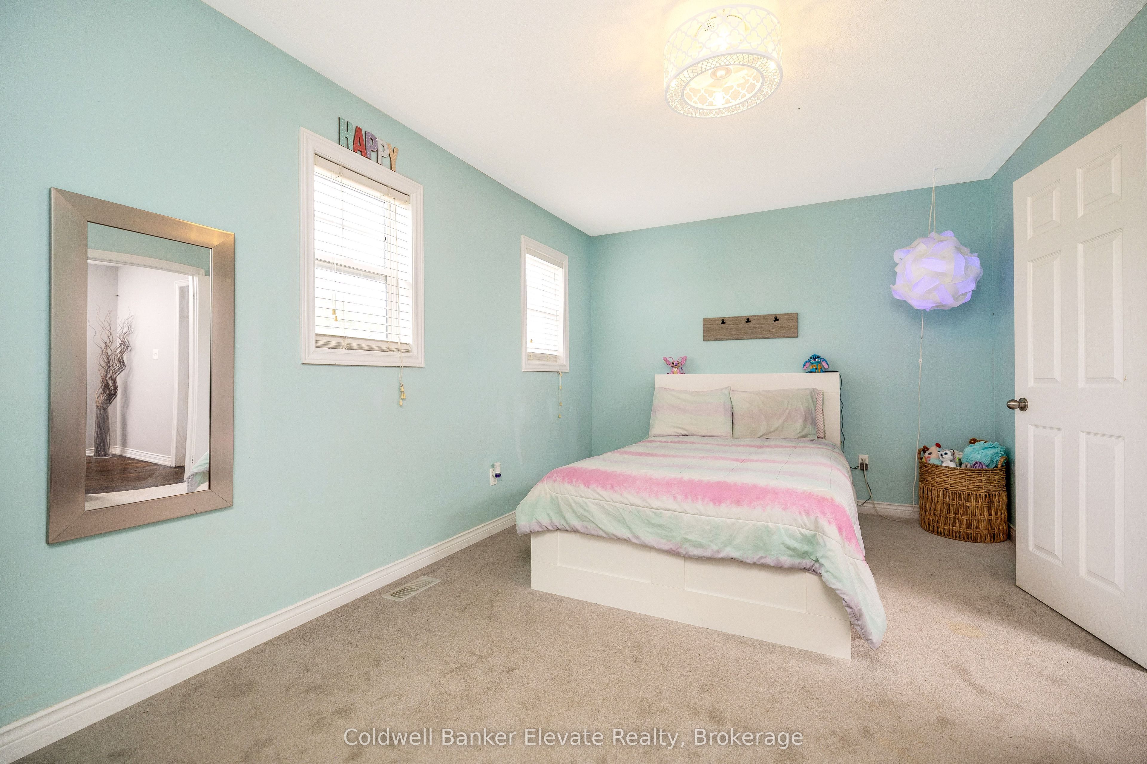 28 Brown's Crescent Property Photo 29