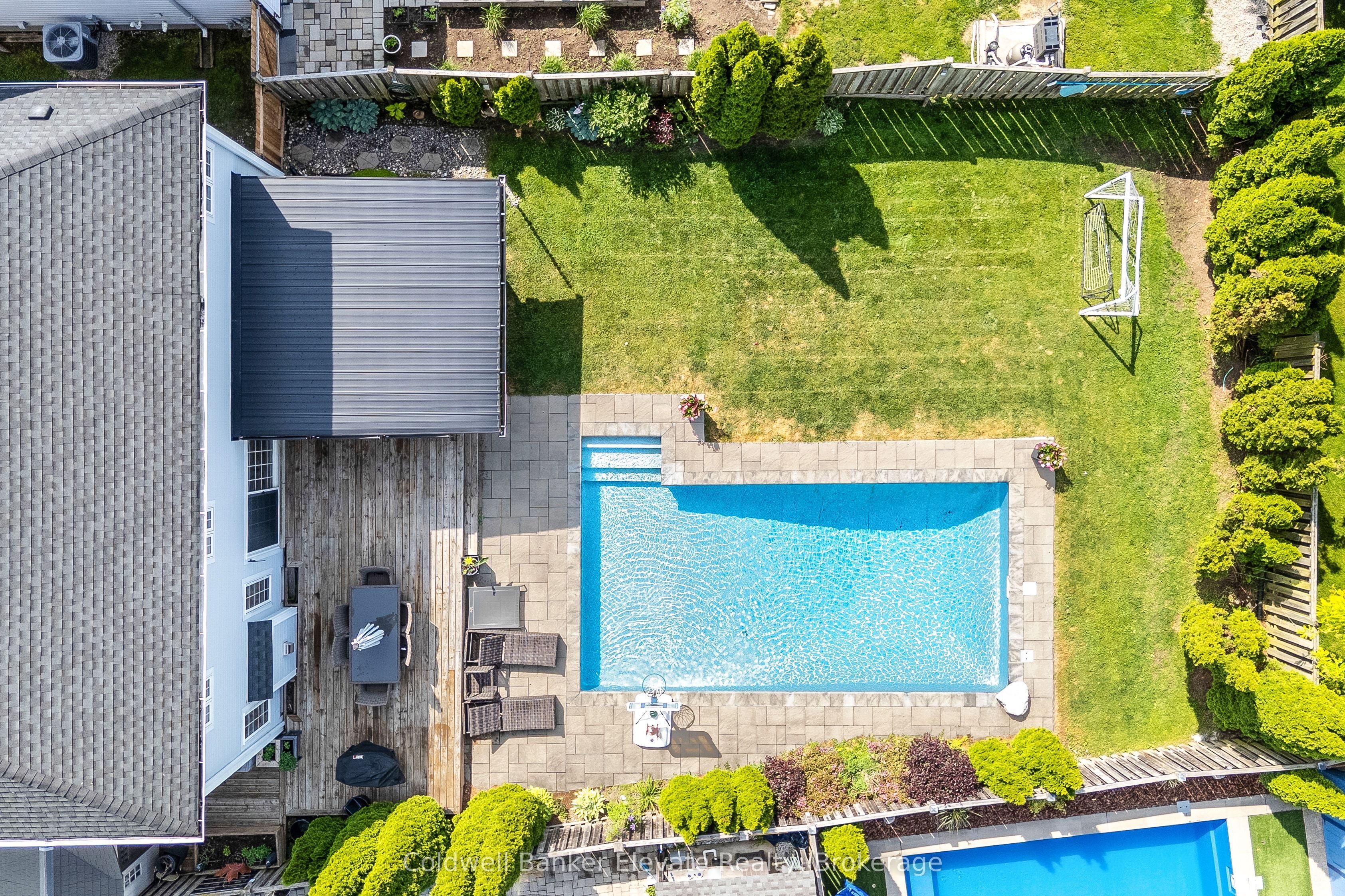 28 Brown's Crescent Property Photo 50