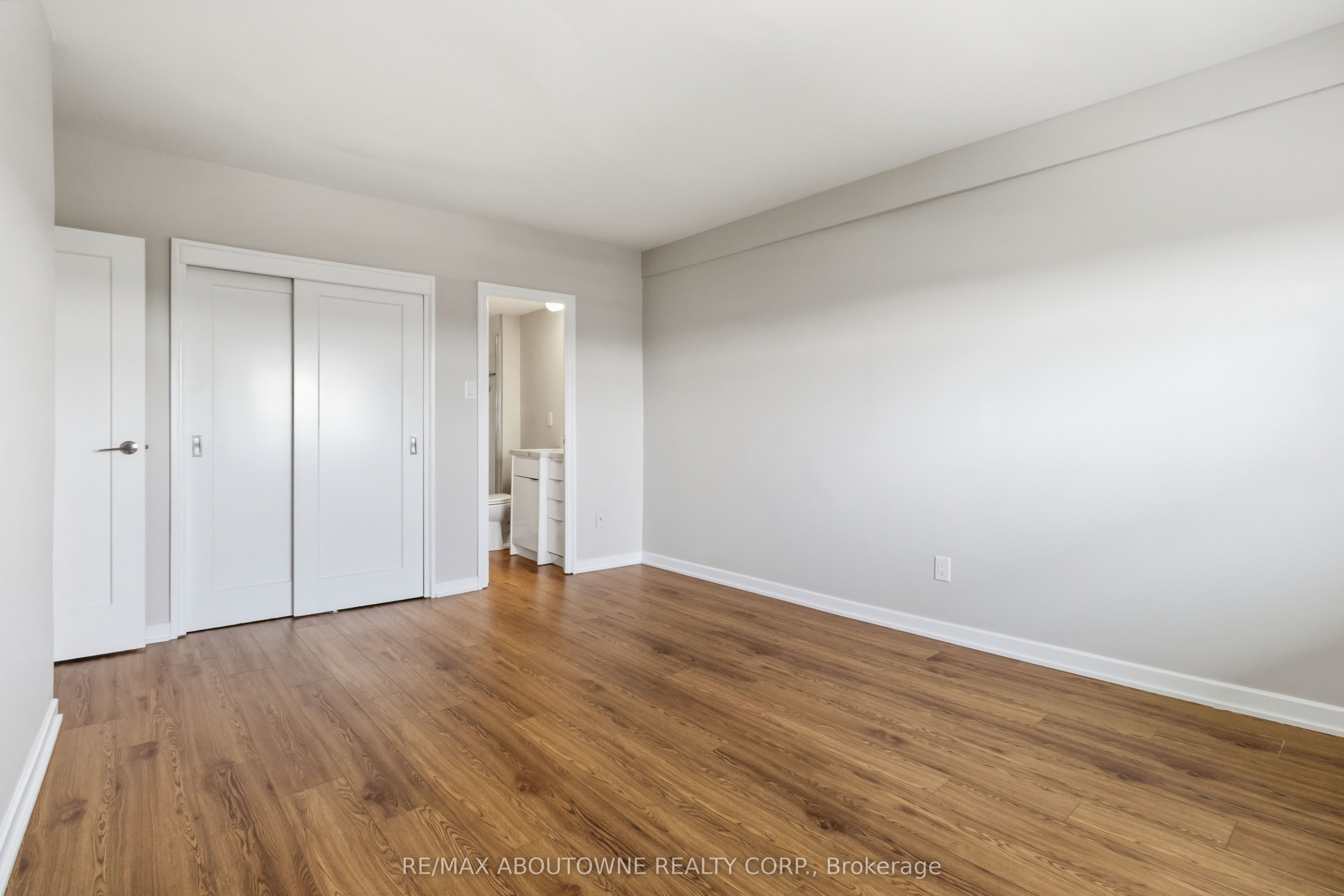 125 Forsythe Street 1201 Property Photo 15