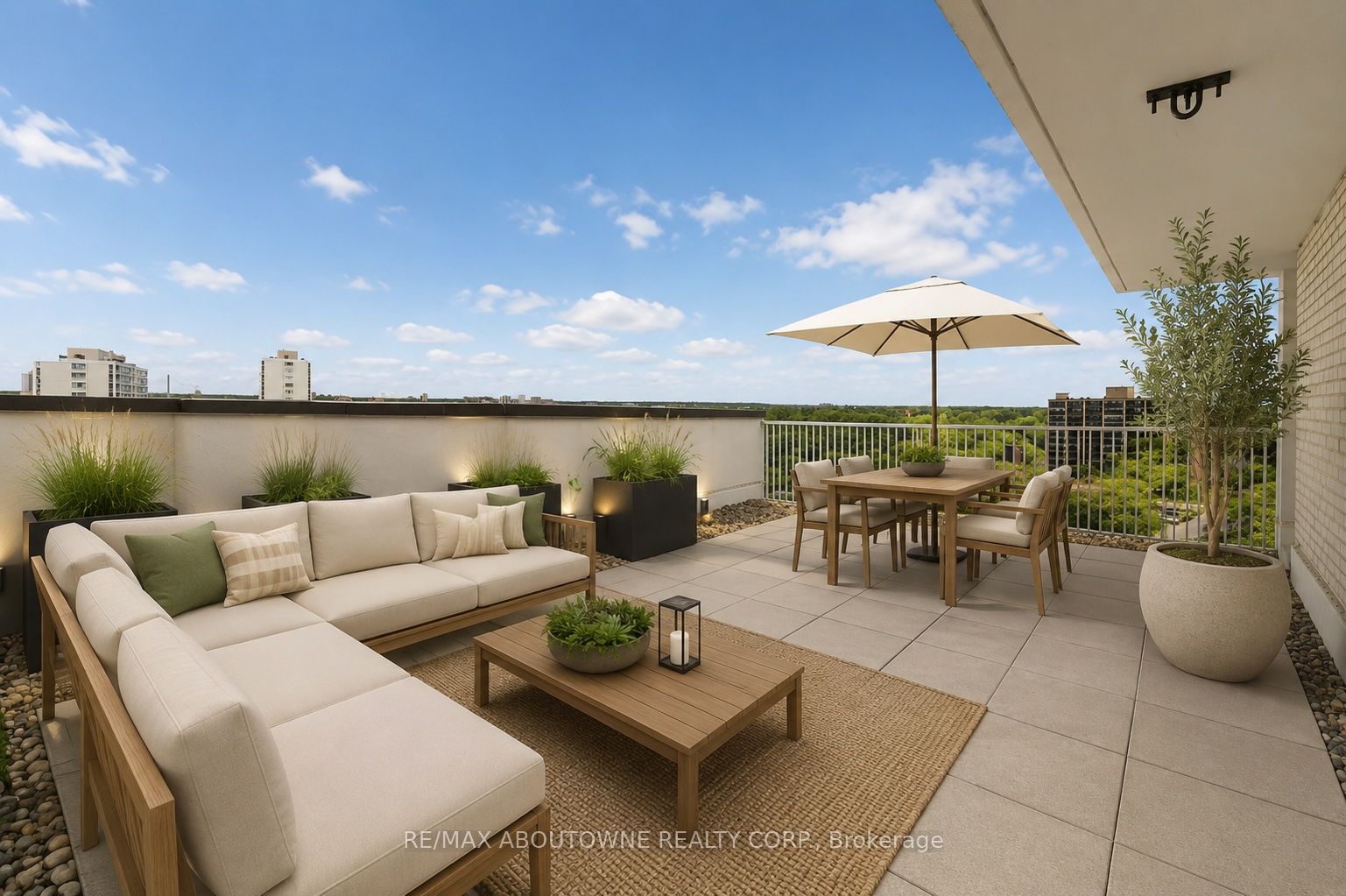 125 Forsythe Street 1201 Property Photo 22