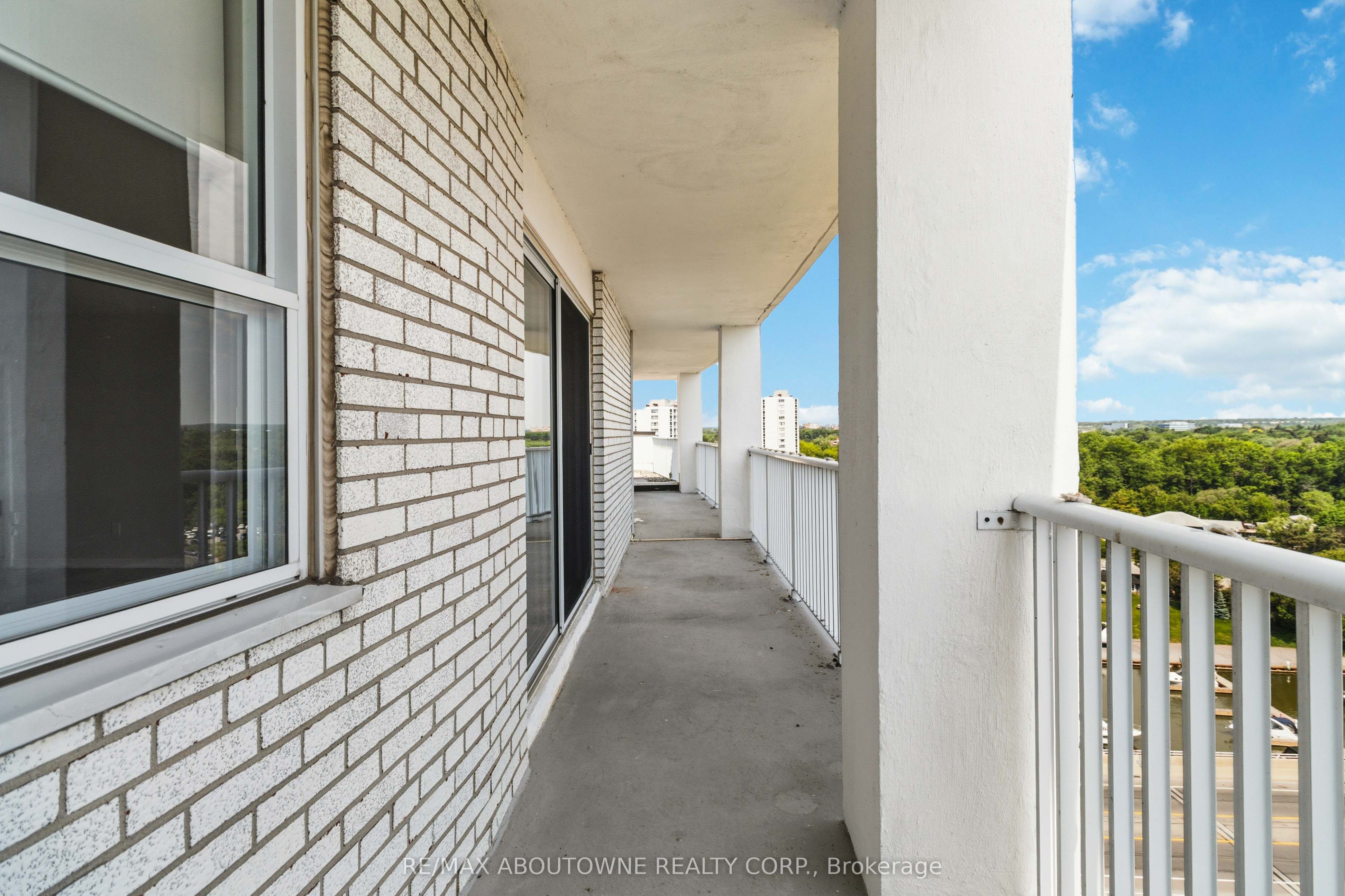 125 Forsythe Street 1201 Property Photo 23