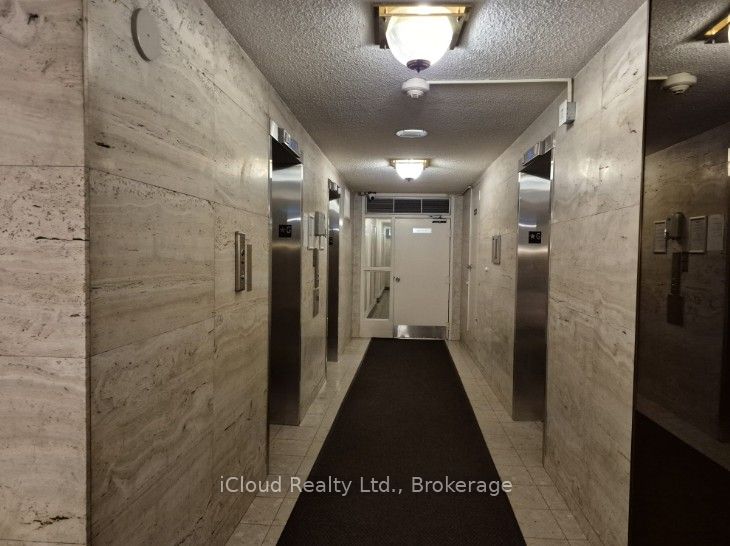 3100 Kirwin Avenue N 306 Property Photo 11