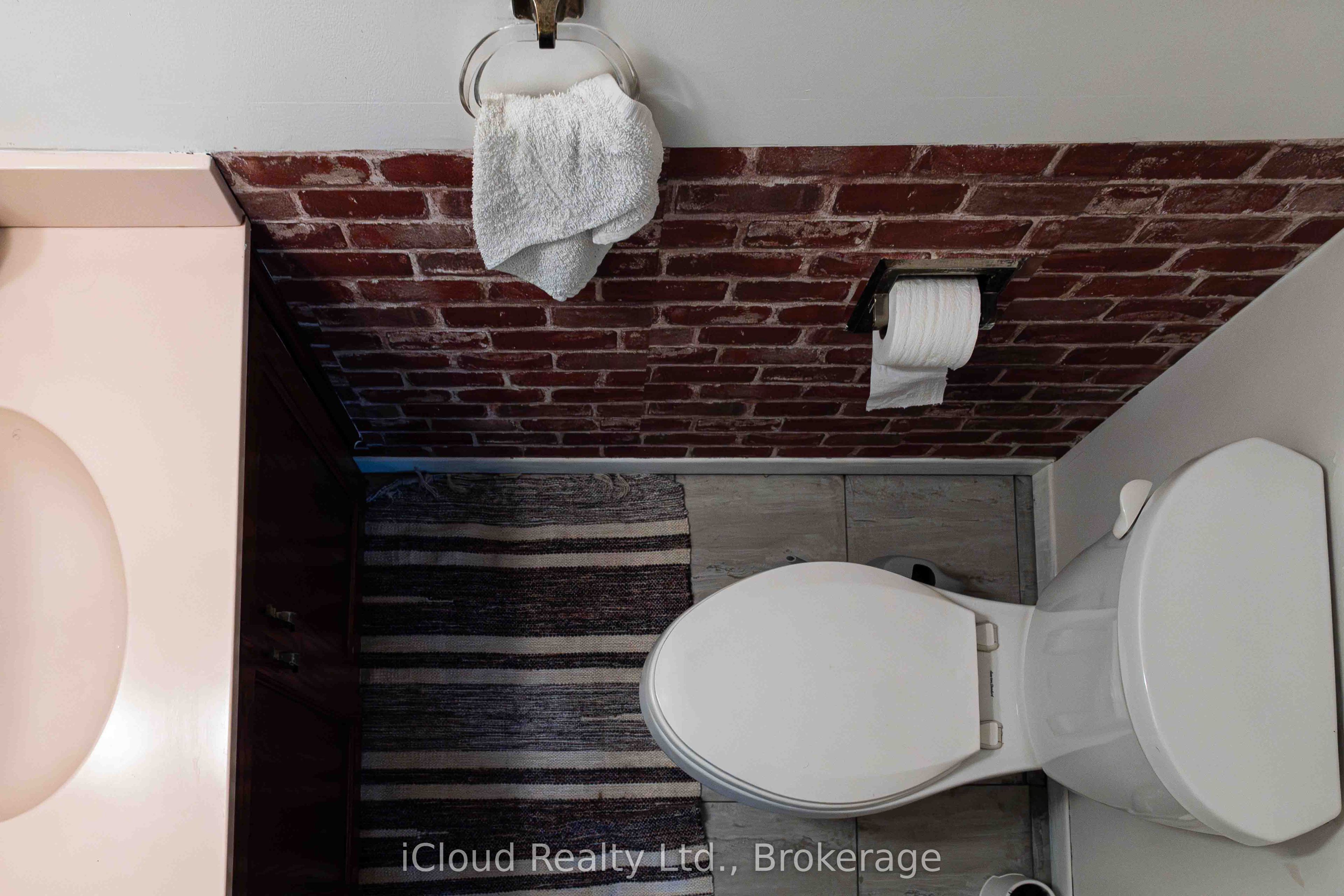 3100 Kirwin Avenue N 306 Property Photo 30