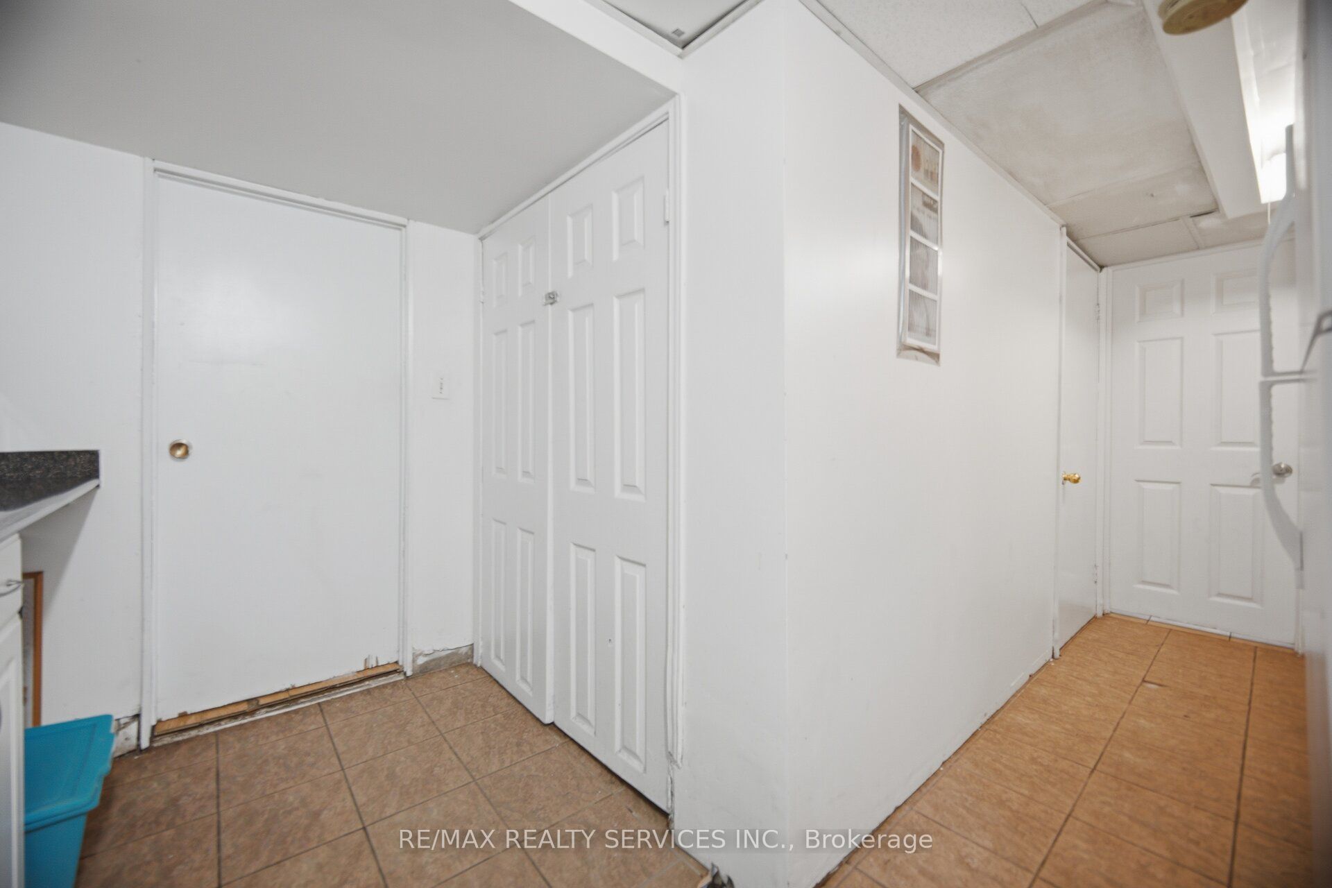 7493 Netherwood Road Property Photo 38