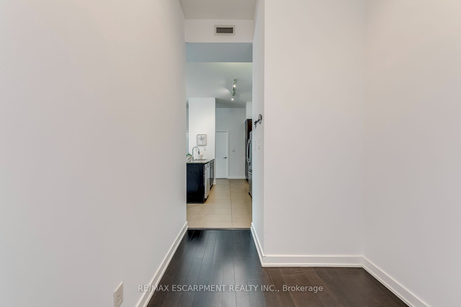 4065 Brickstone Mews 206 Property Photo 27