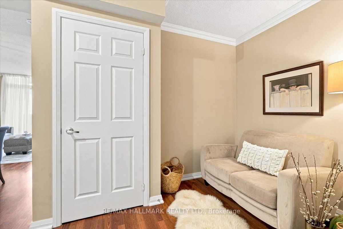 220 Forum Drive 412 Property Photo 38
