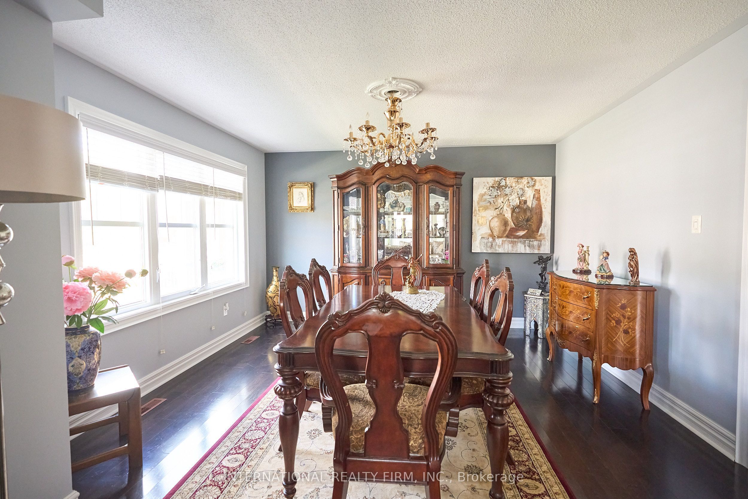 212 Pringle Avenue Property Photo 11