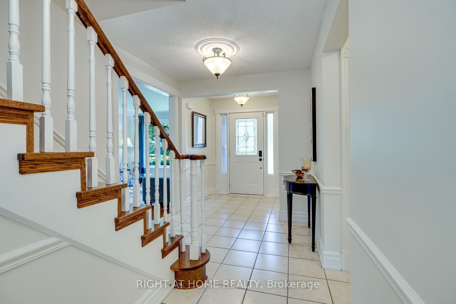 1025 Vanier Drive Property Photo 14