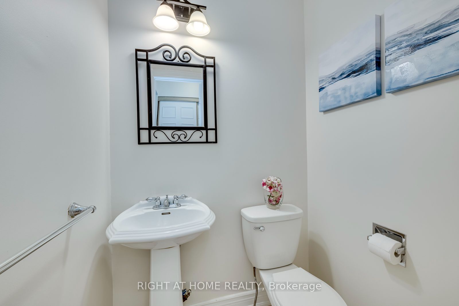 1025 Vanier Drive Property Photo 18