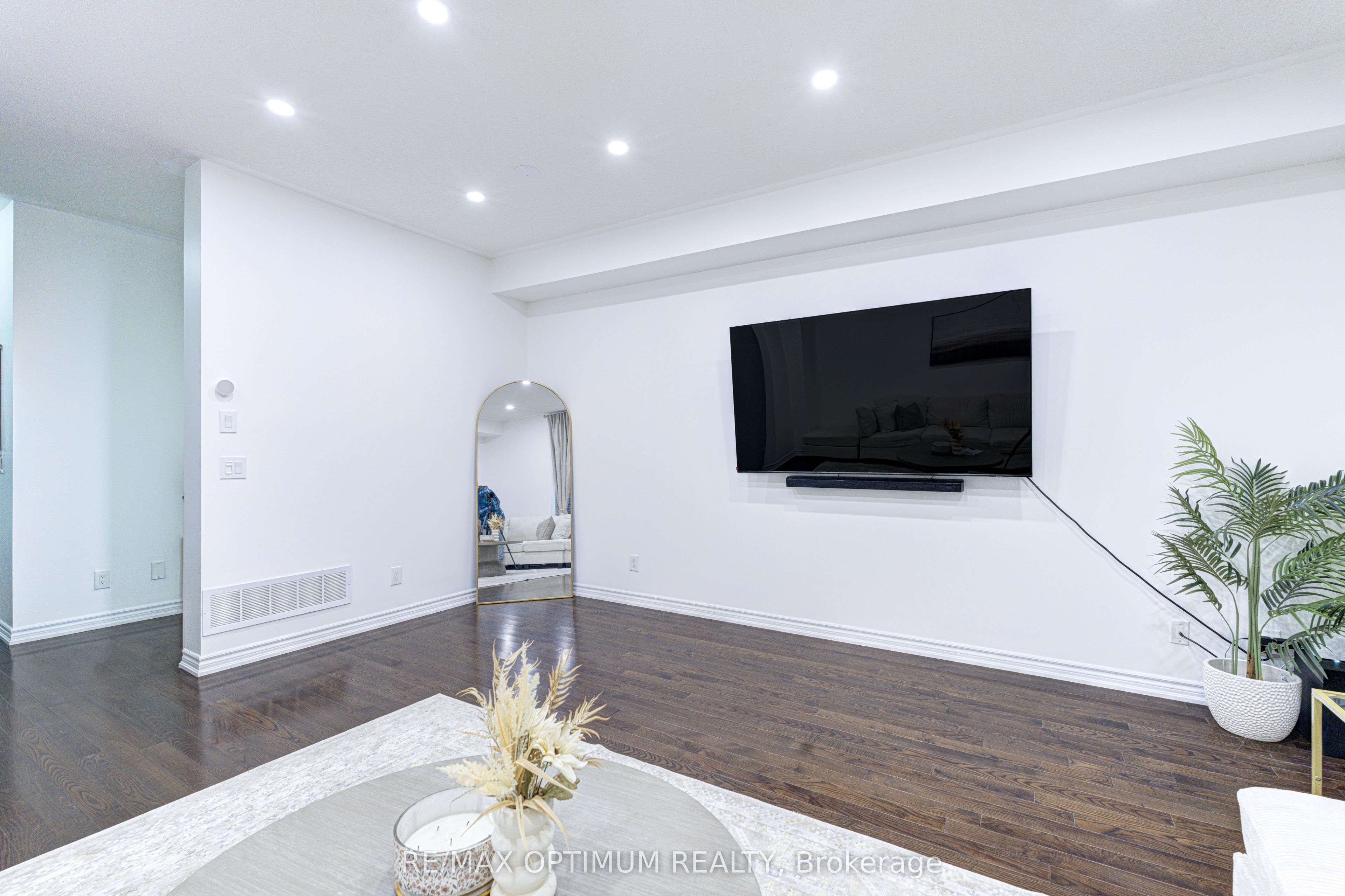 23 Bakewell Street Property Photo 12
