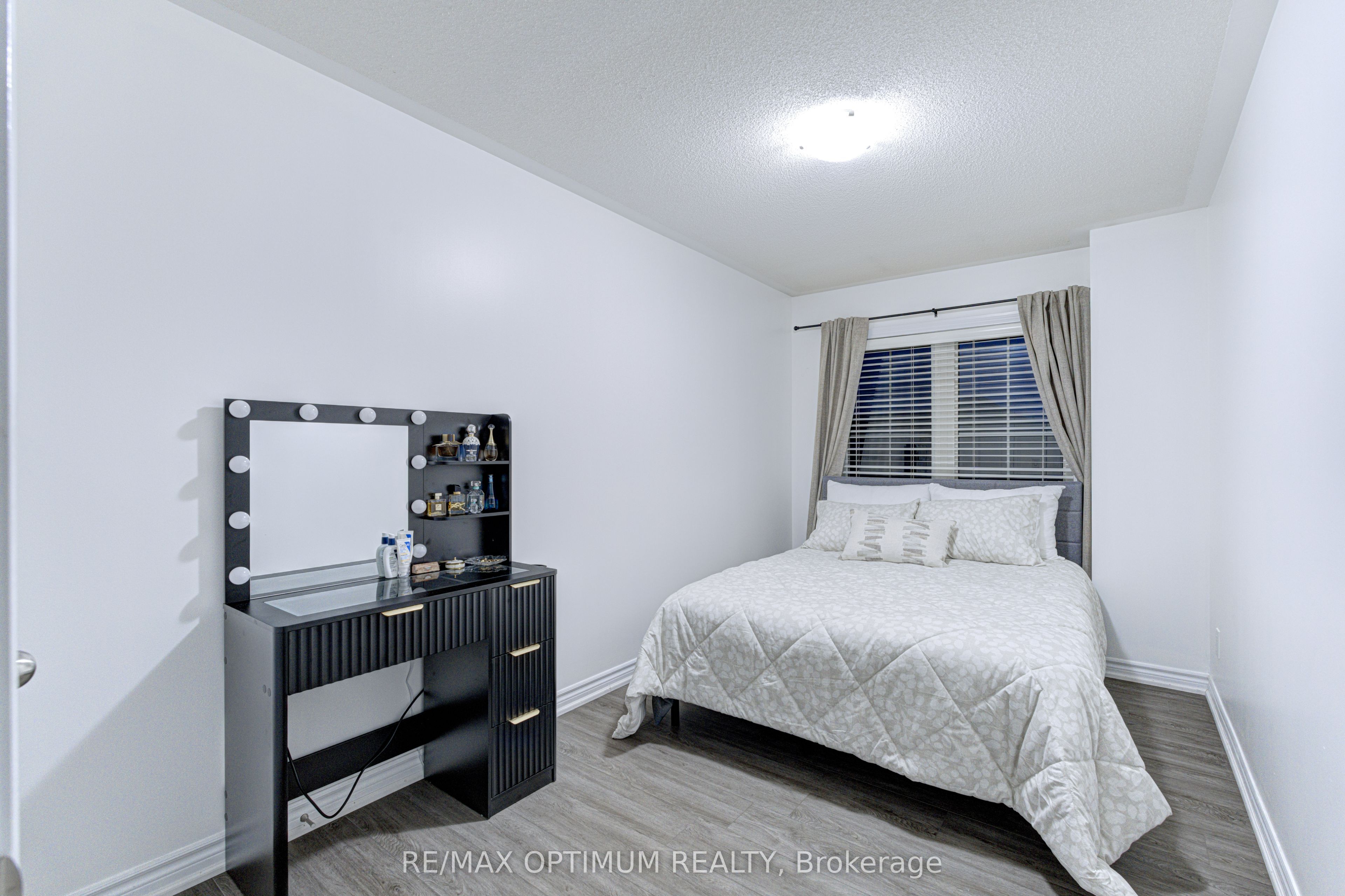 23 Bakewell Street Property Photo 34