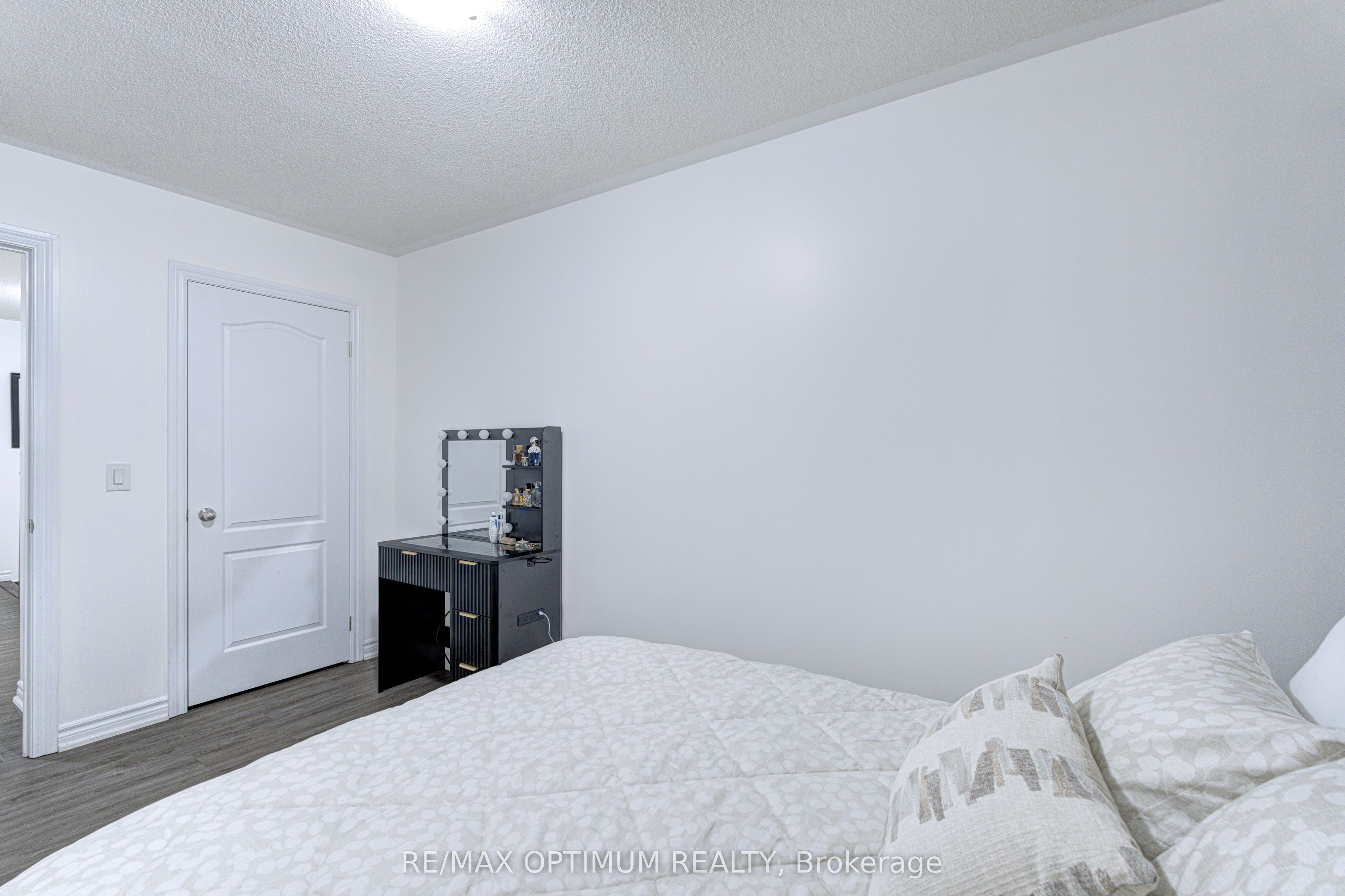 23 Bakewell Street Property Photo 35