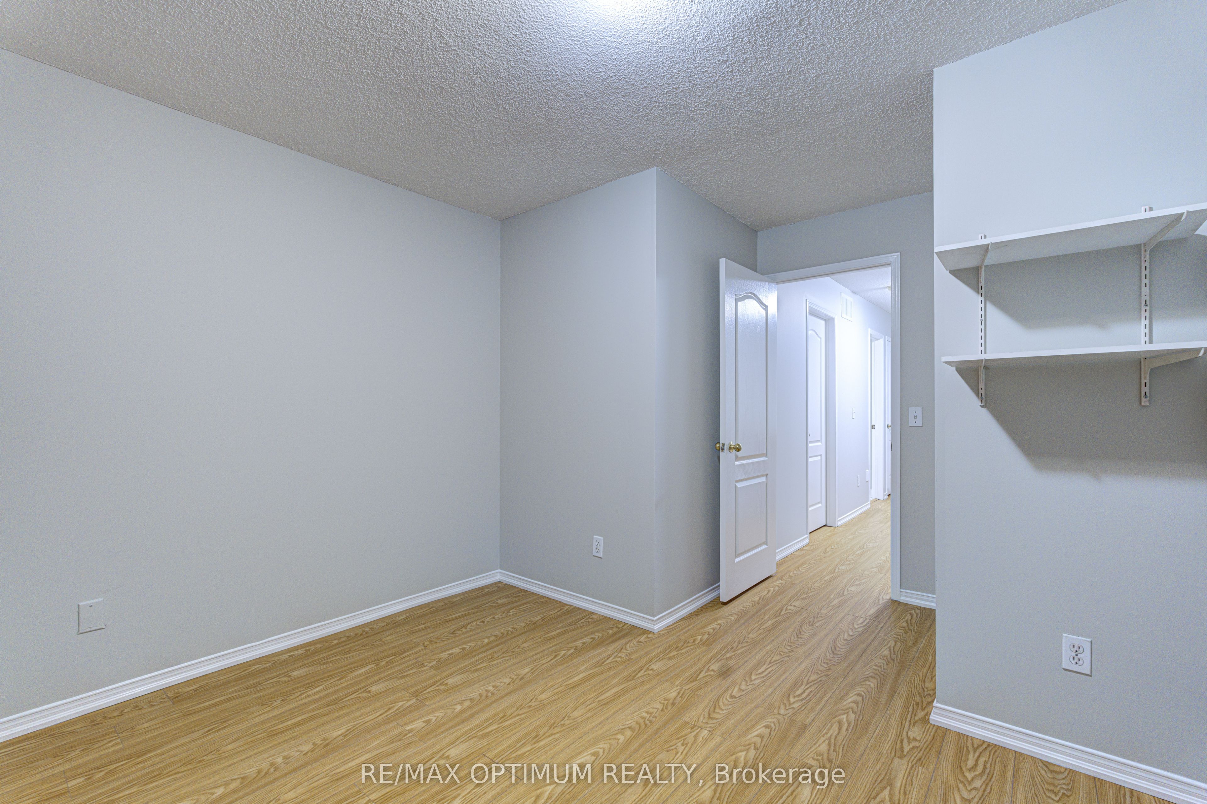 5030 Heatherleigh Avenue 83 Property Photo 33