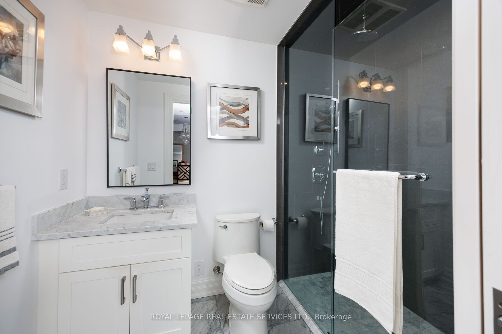 2060 Lakeshore Road 1802 Property Photo 35