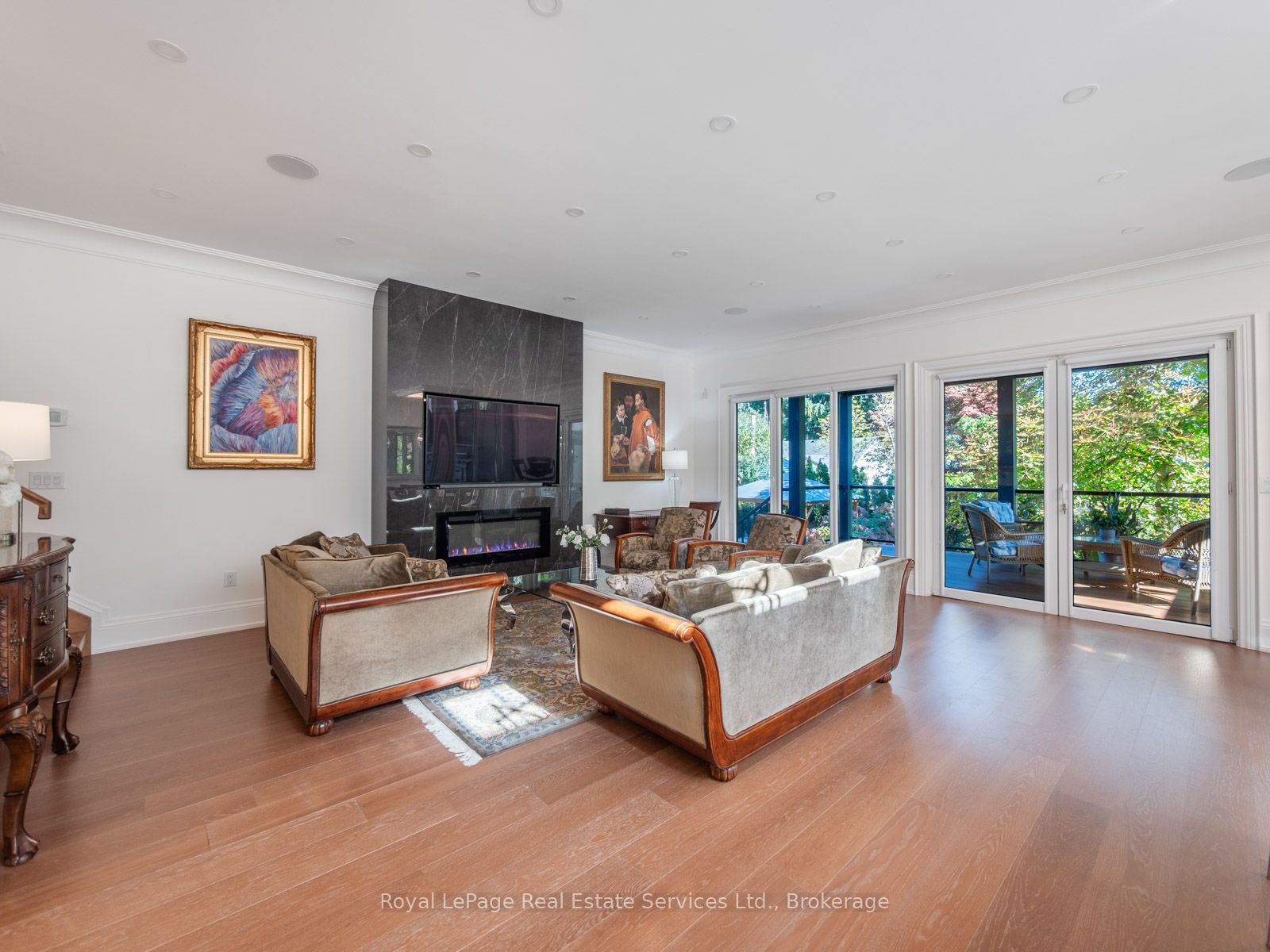 36 Anderson Street Property Photo 5