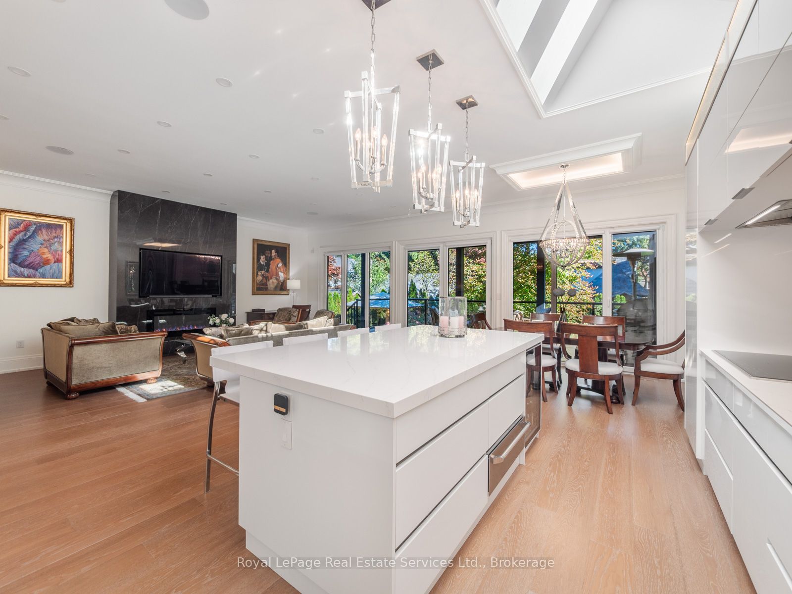 36 Anderson Street Property Photo 10