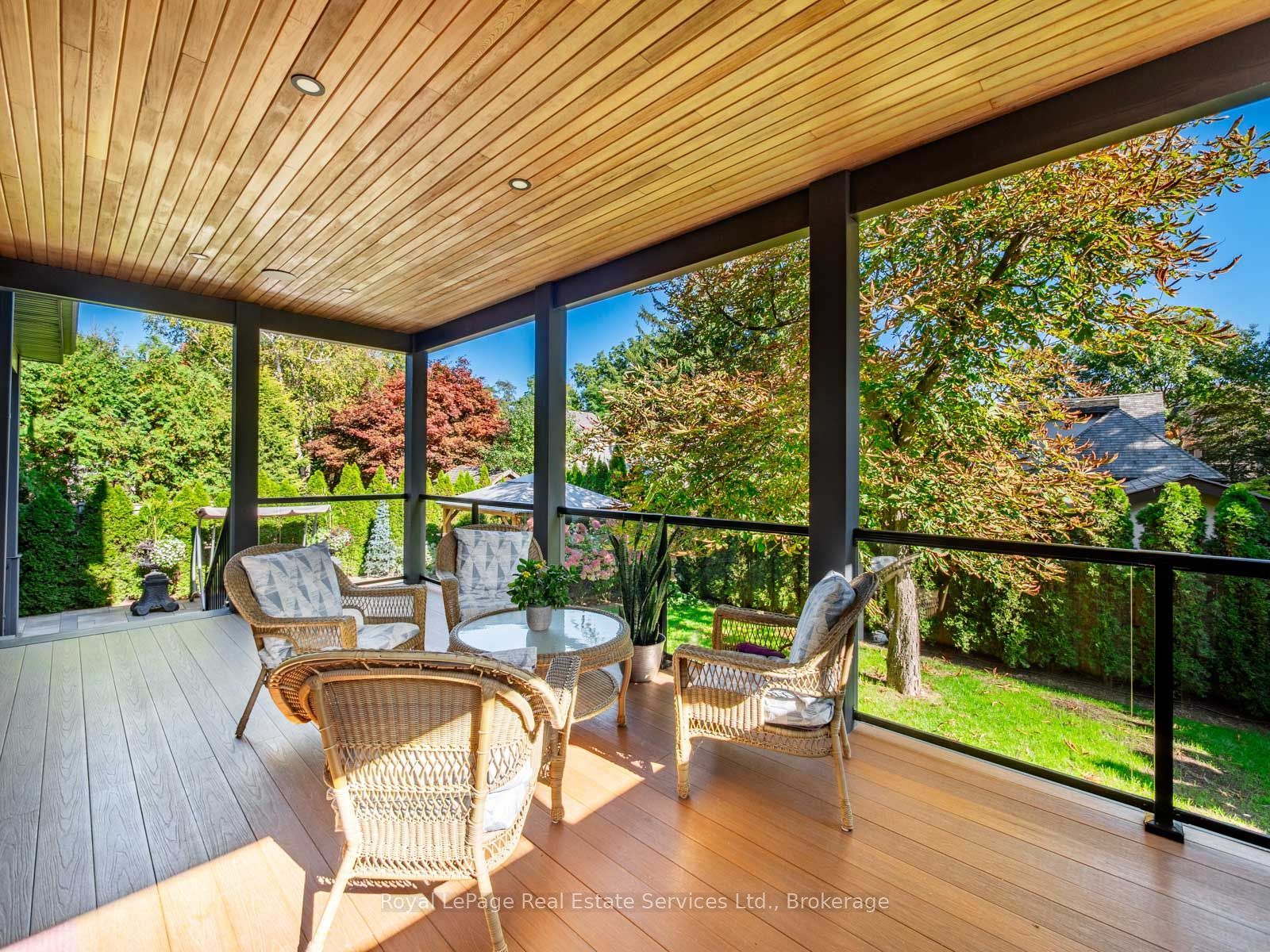 36 Anderson Street Property Photo 47