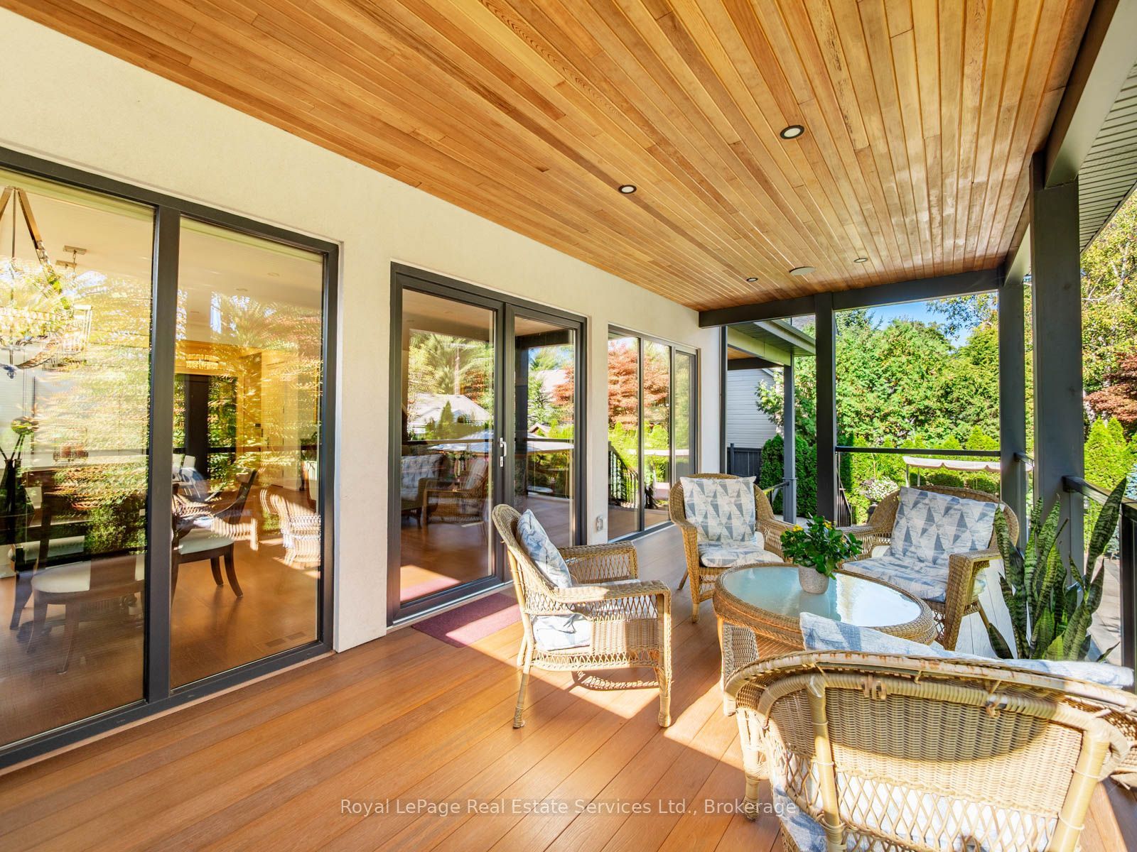 36 Anderson Street Property Photo 48