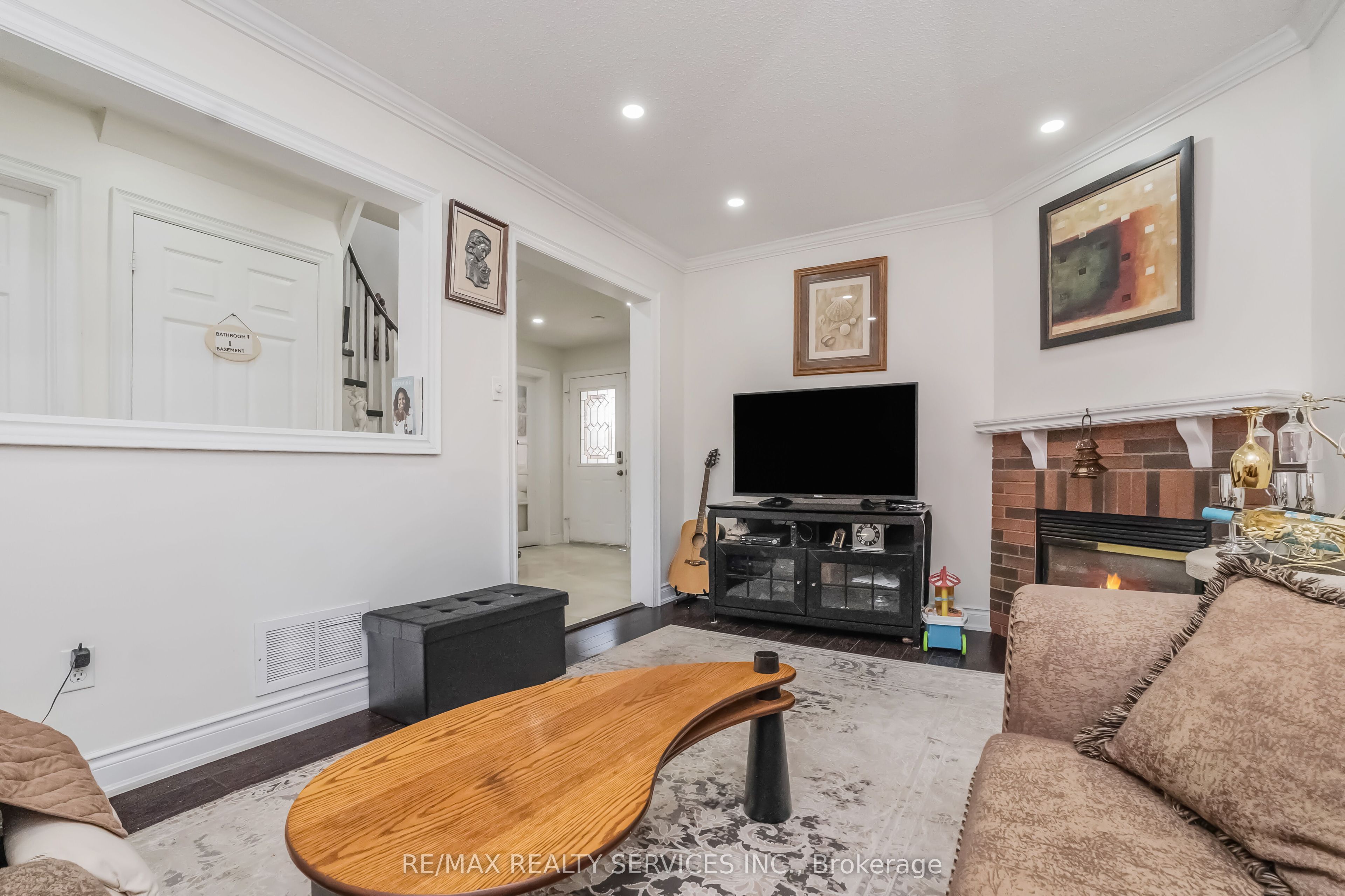27 Colleyville Street Property Photo 10