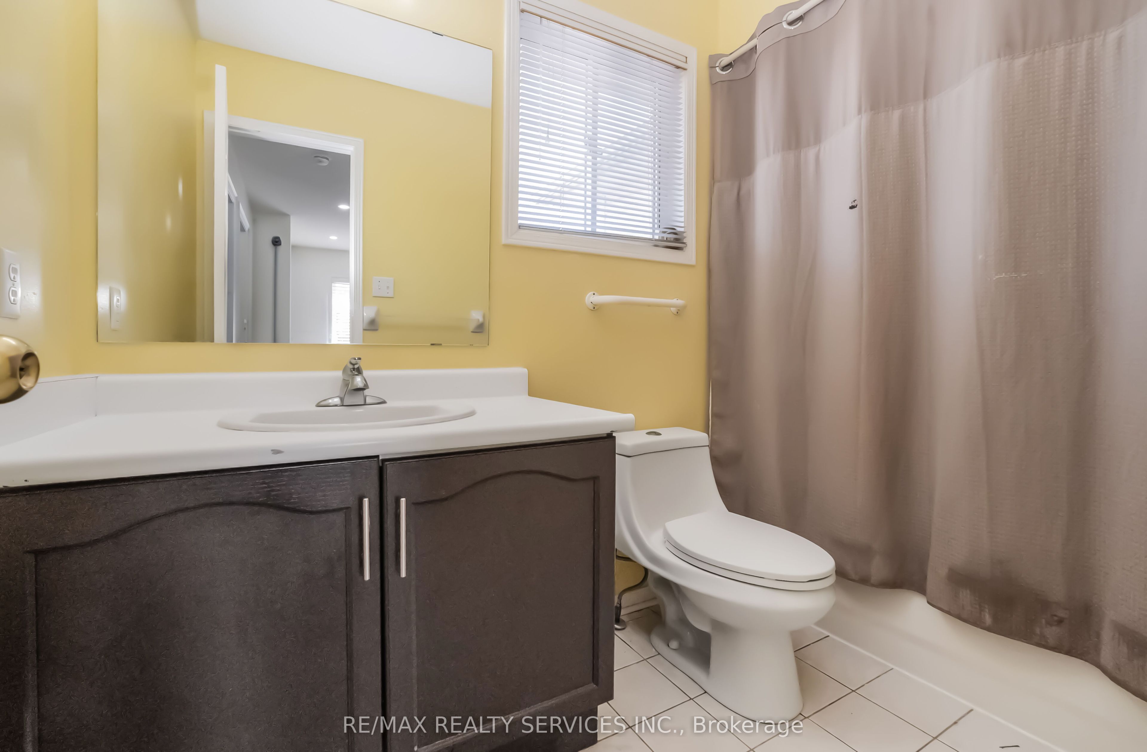 27 Colleyville Street Property Photo 30