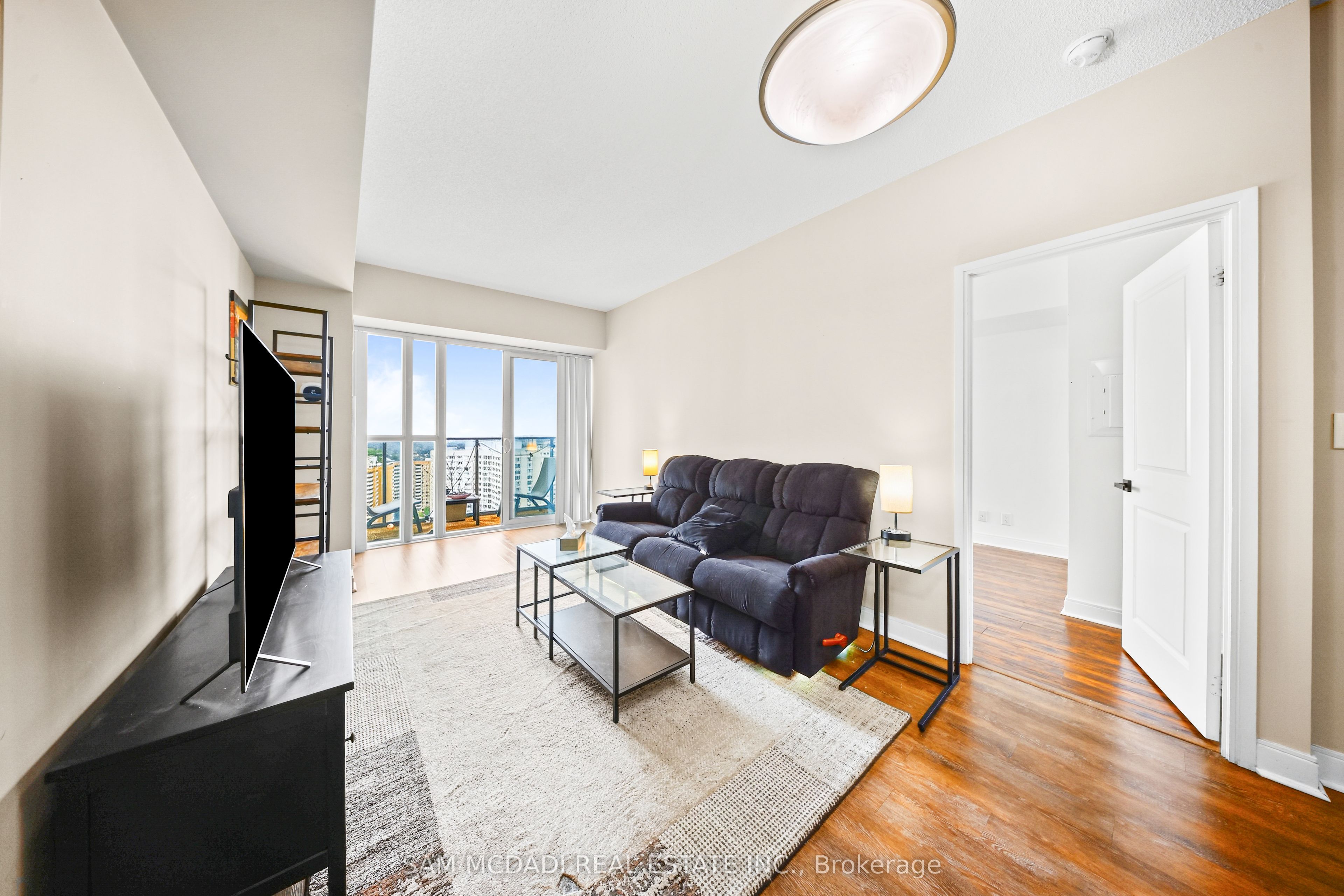 60 Absolute Avenue 2408 Property Photo 8