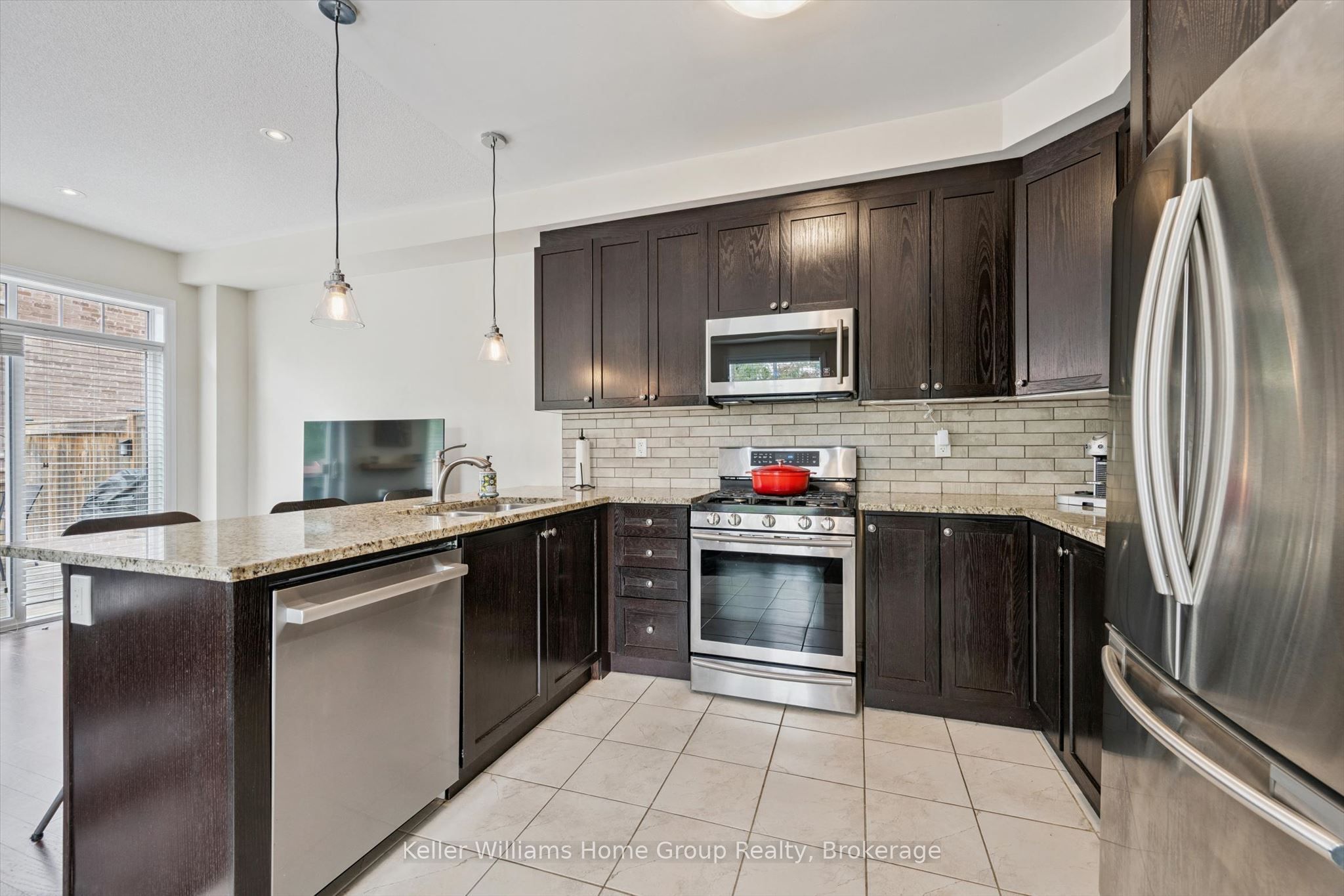 61 Ridgegate Crescent Property Photo 11