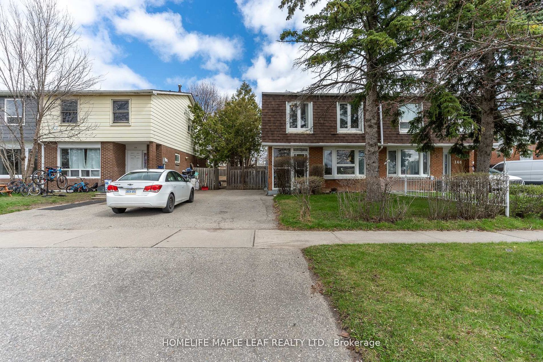 148 Hansen Road N Property Photo 1