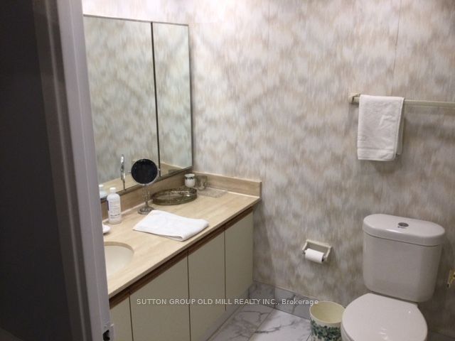 2000 Islington Avenue 412 Property Photo 19