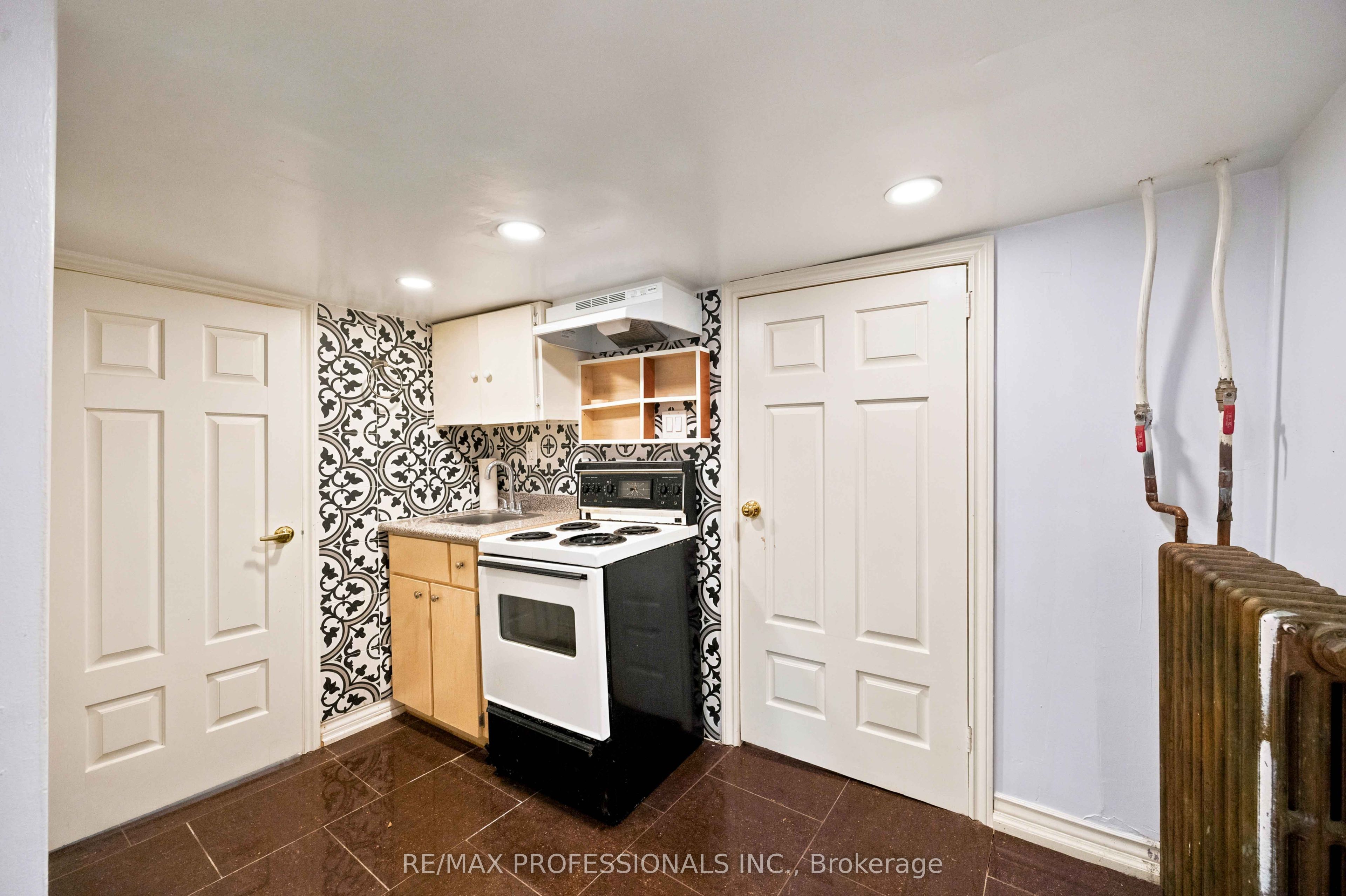 166 Caledonia Road Property Photo 26