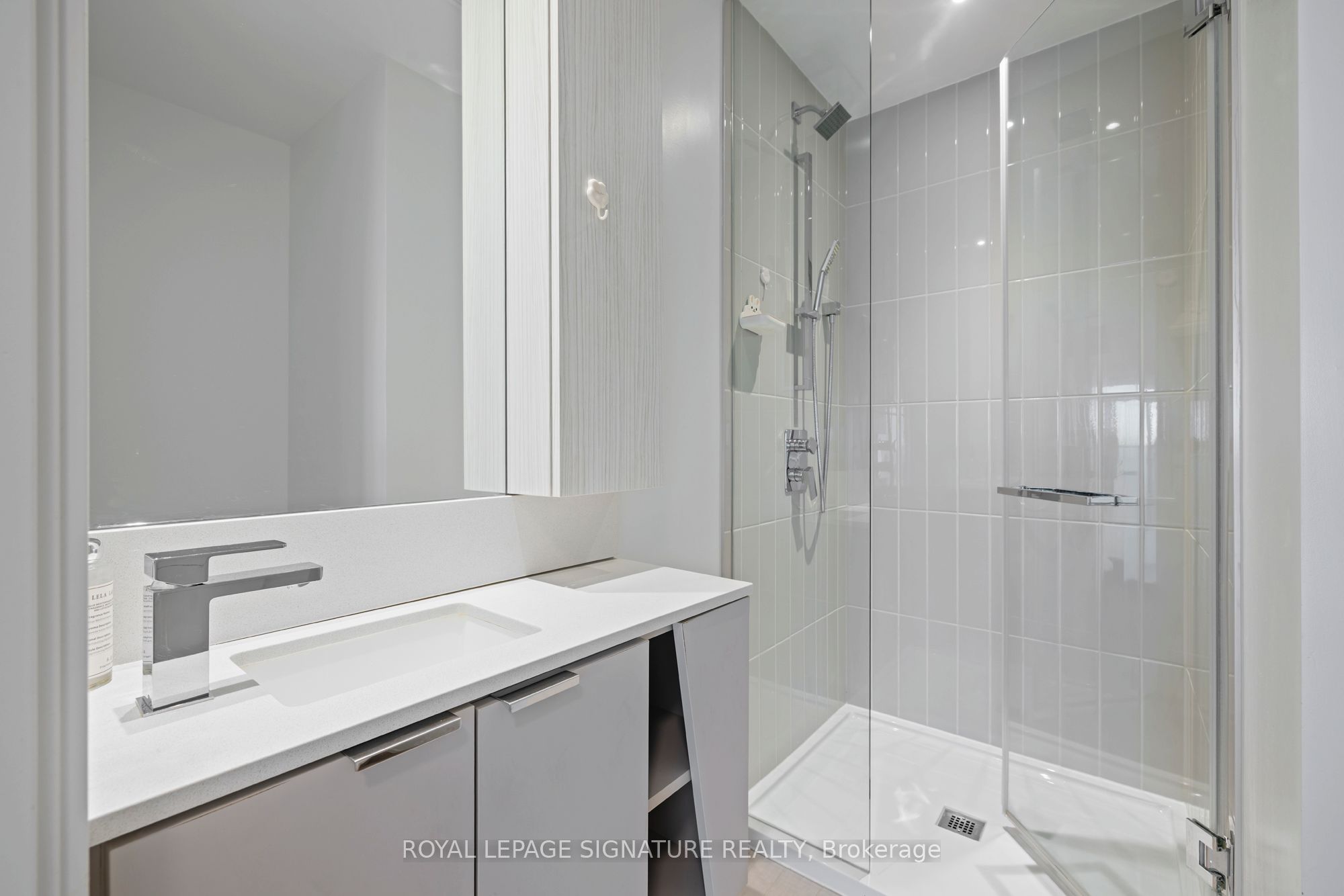 3883 Quartz Road 2105 Property Photo 5