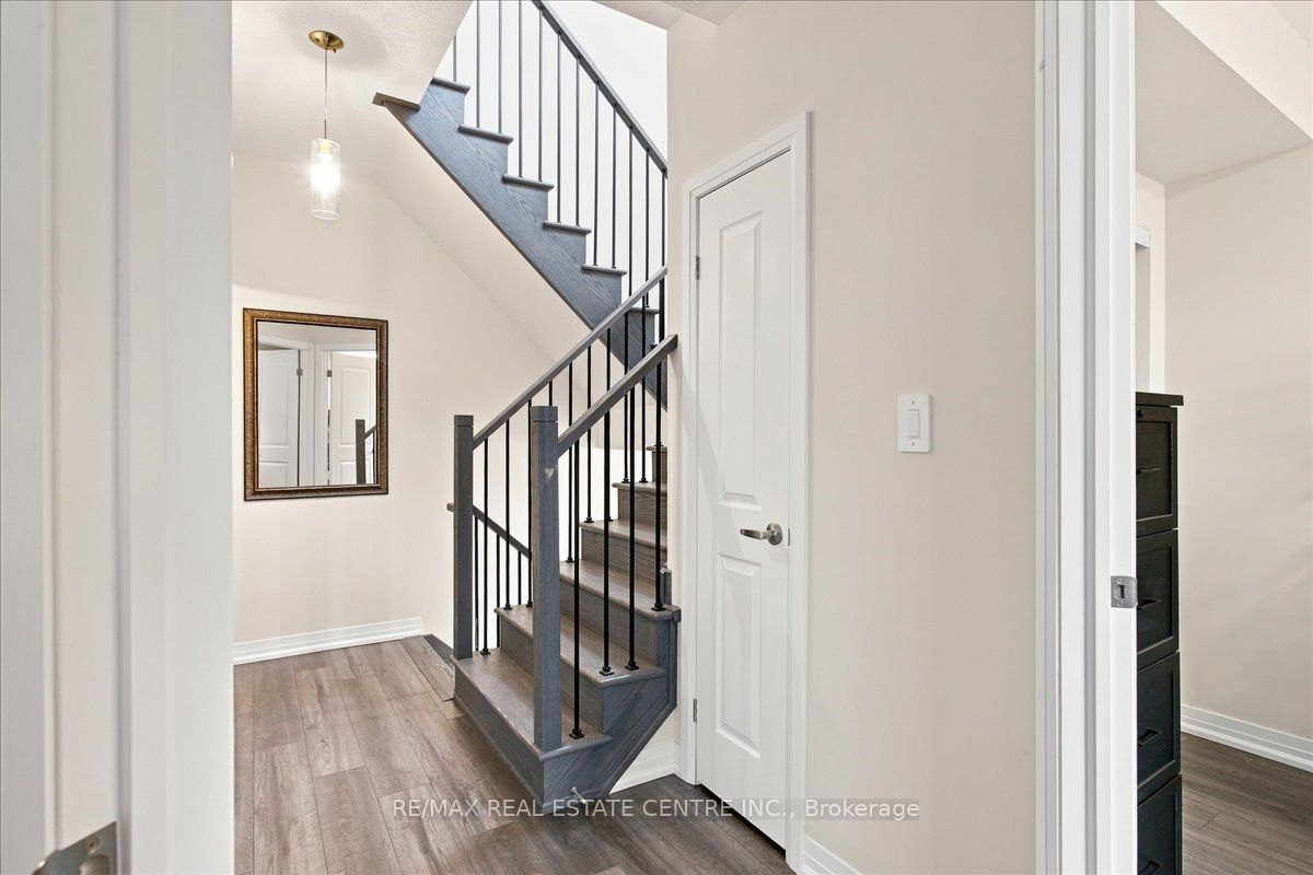 1597 Rose Way 103 Property Photo 14