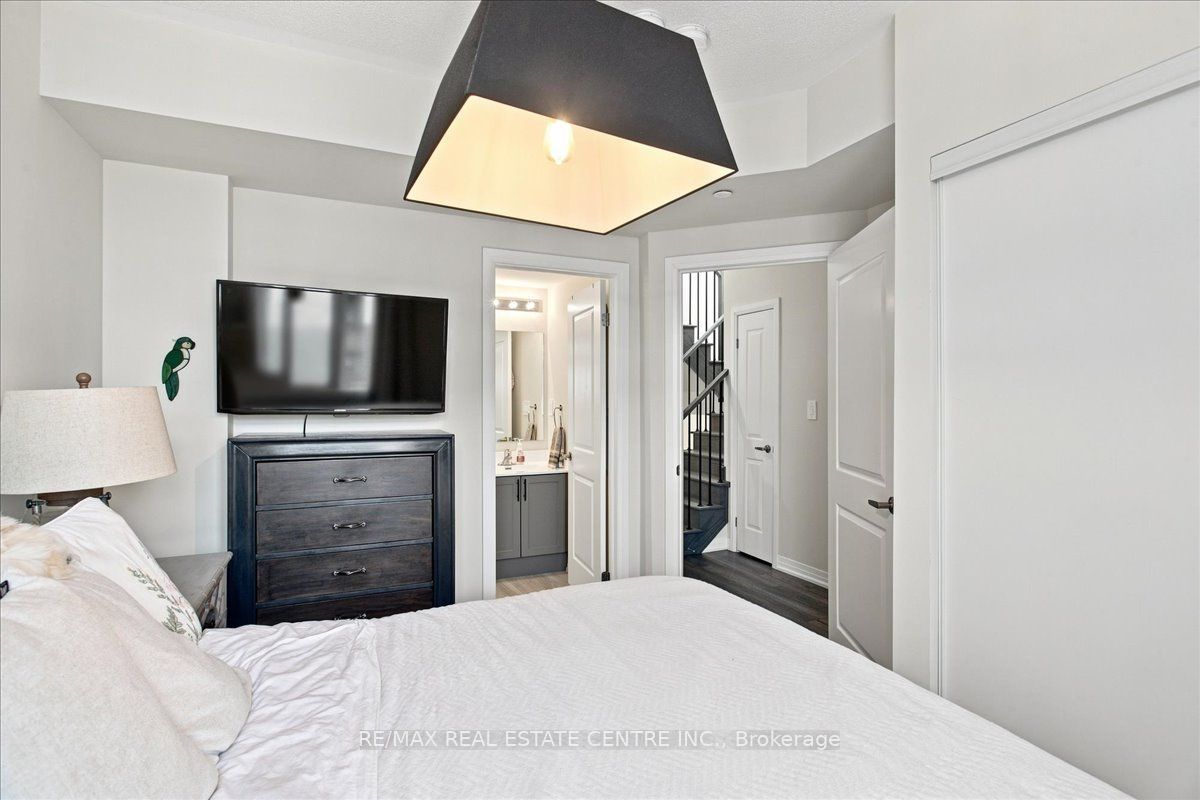 1597 Rose Way 103 Property Photo 16
