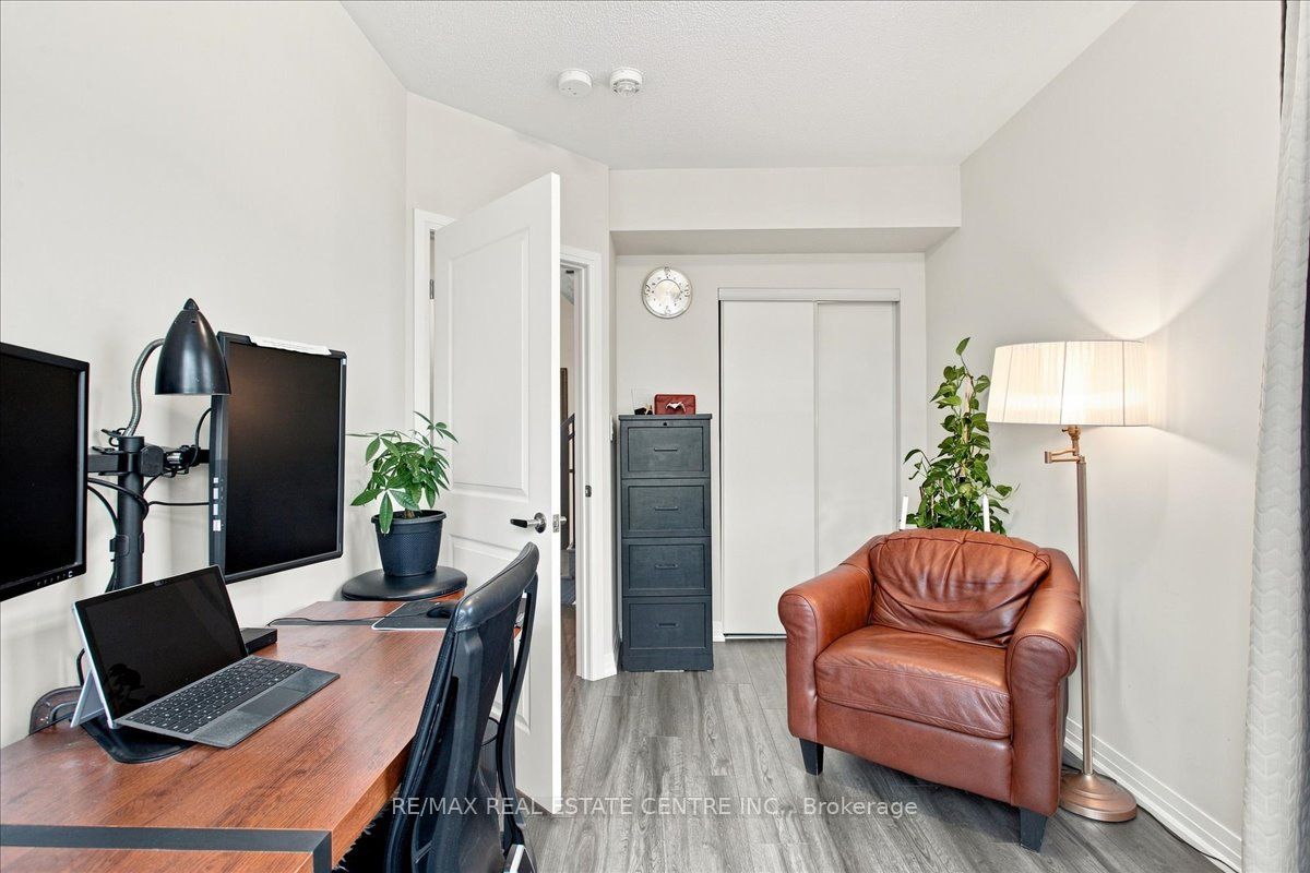 1597 Rose Way 103 Property Photo 19