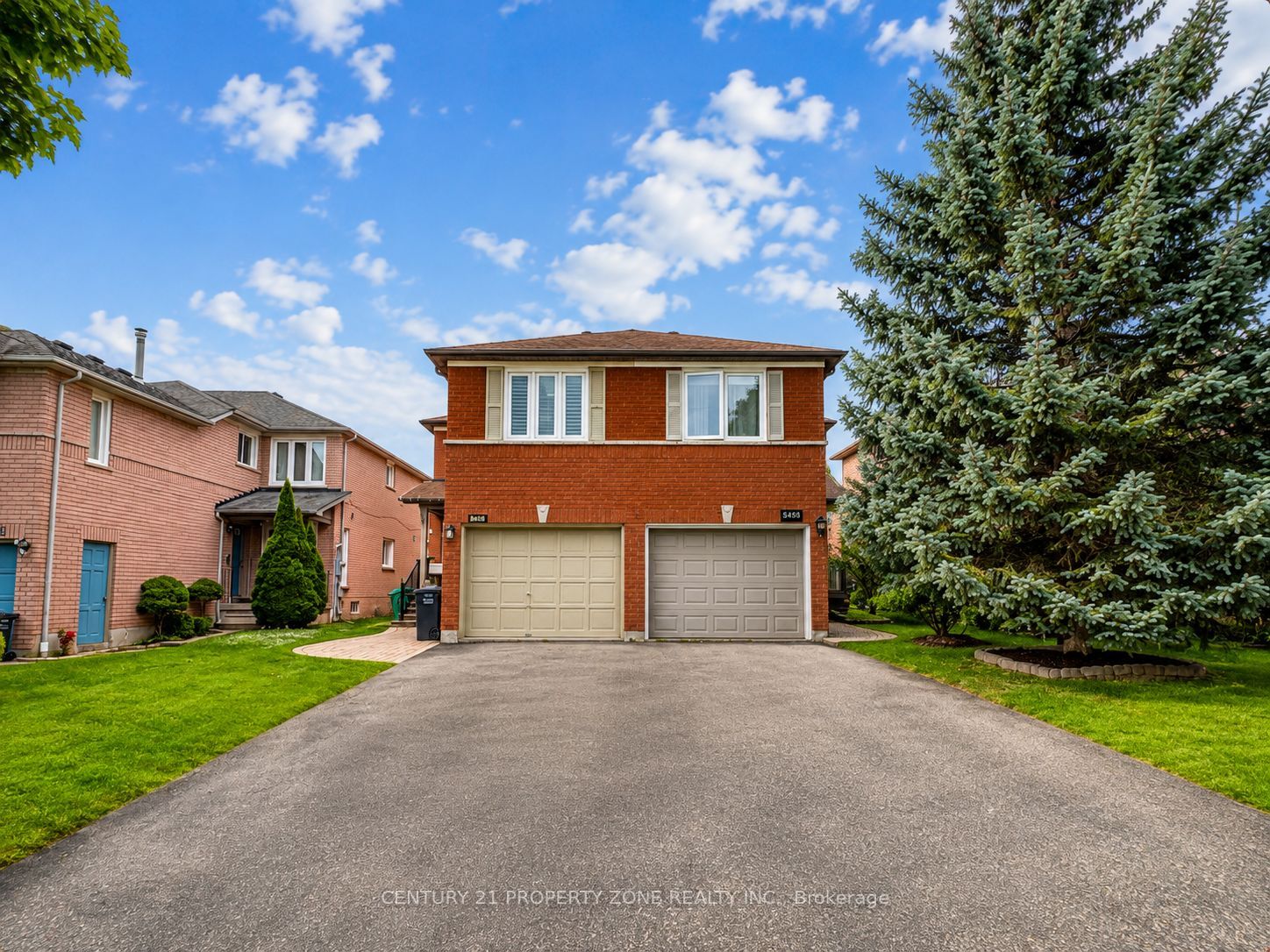 5456 Palmerston Crescent Property Photo 1