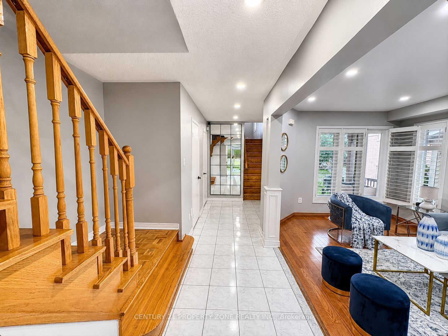5456 Palmerston Crescent Property Photo 12