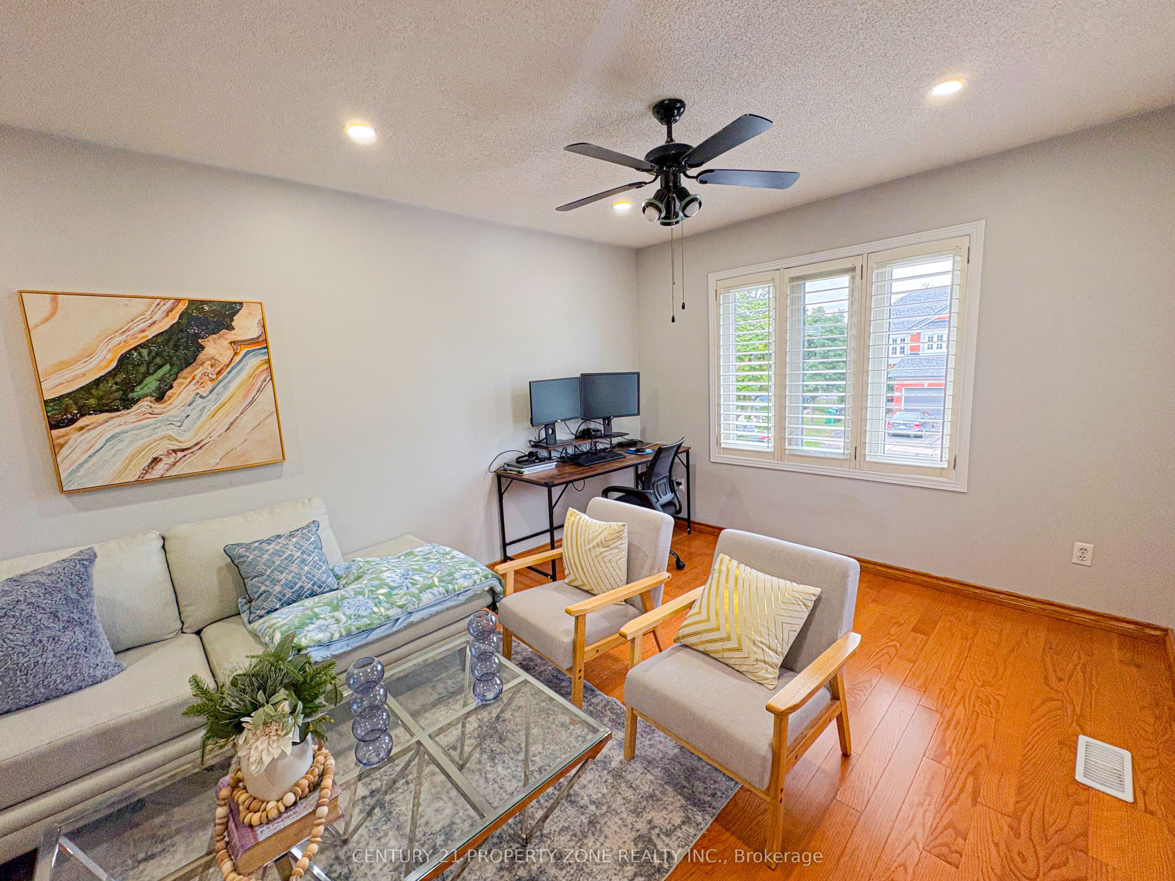 5456 Palmerston Crescent Property Photo 14