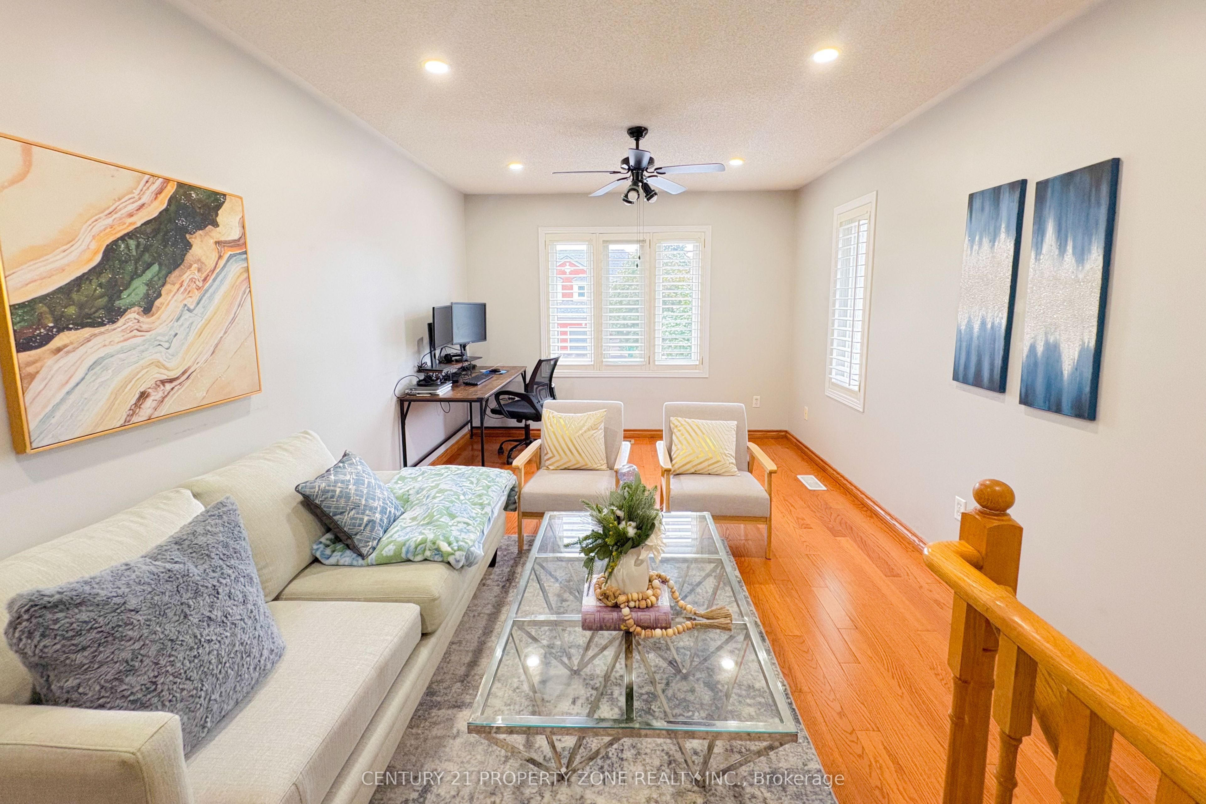 5456 Palmerston Crescent Property Photo 19