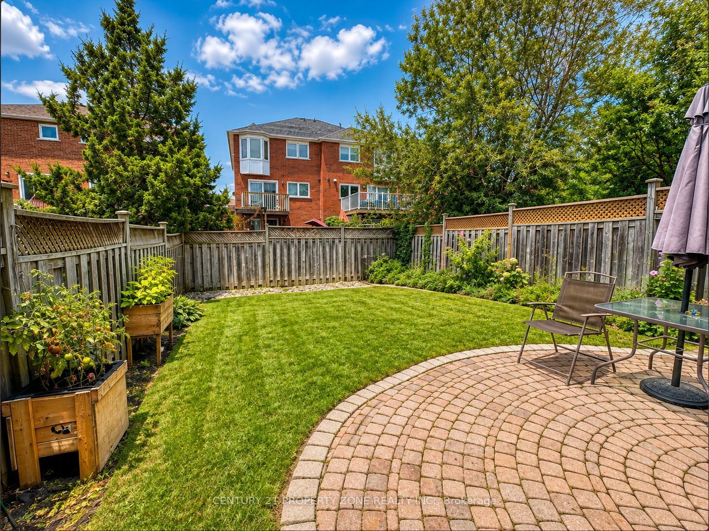 5456 Palmerston Crescent Property Photo 26