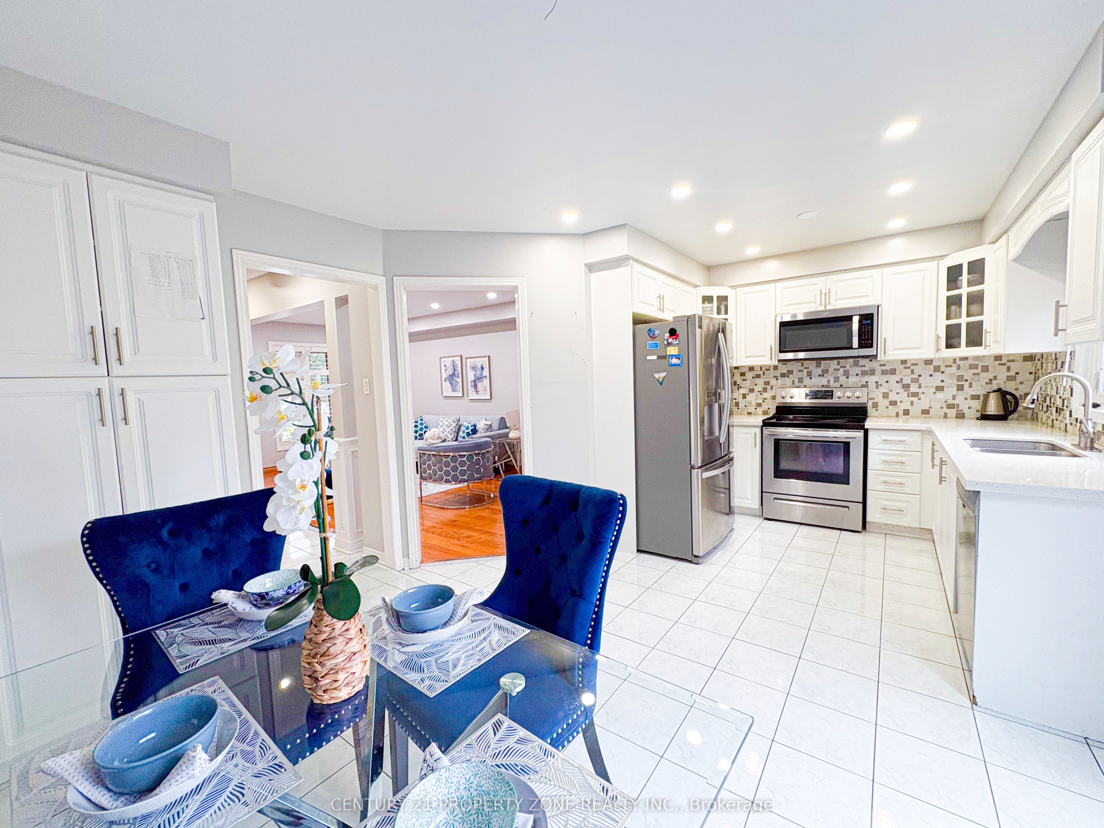 5456 Palmerston Crescent Property Photo 38