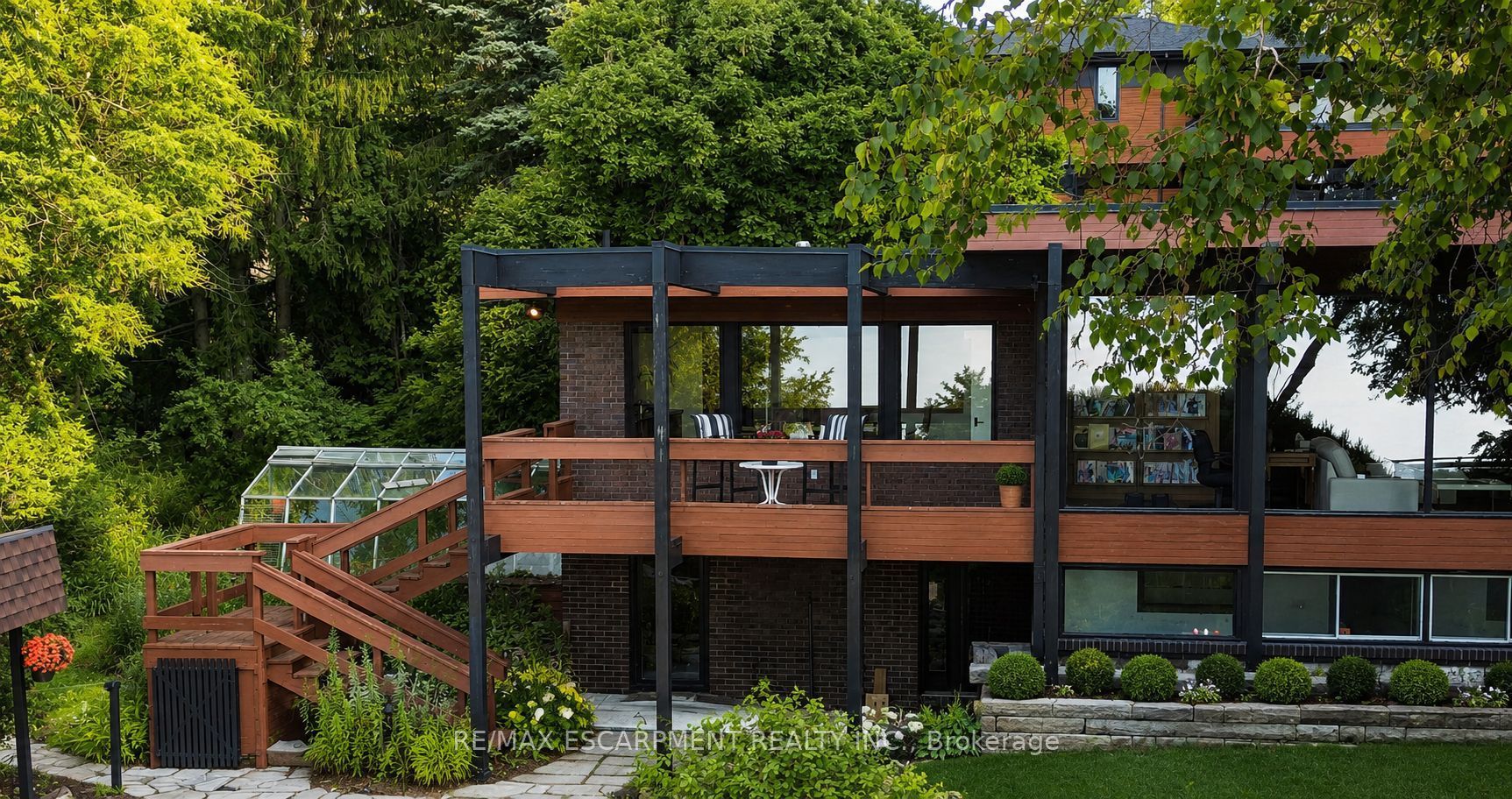 10 Brookfield Road Property Photo 6
