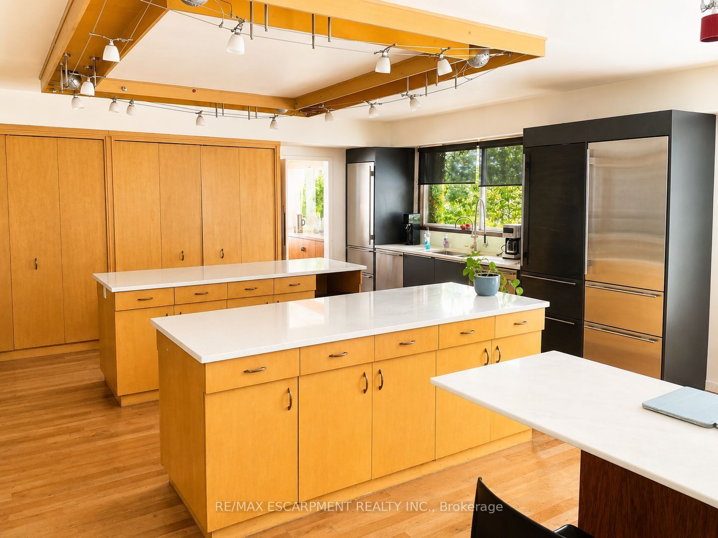 10 Brookfield Road Property Photo 9