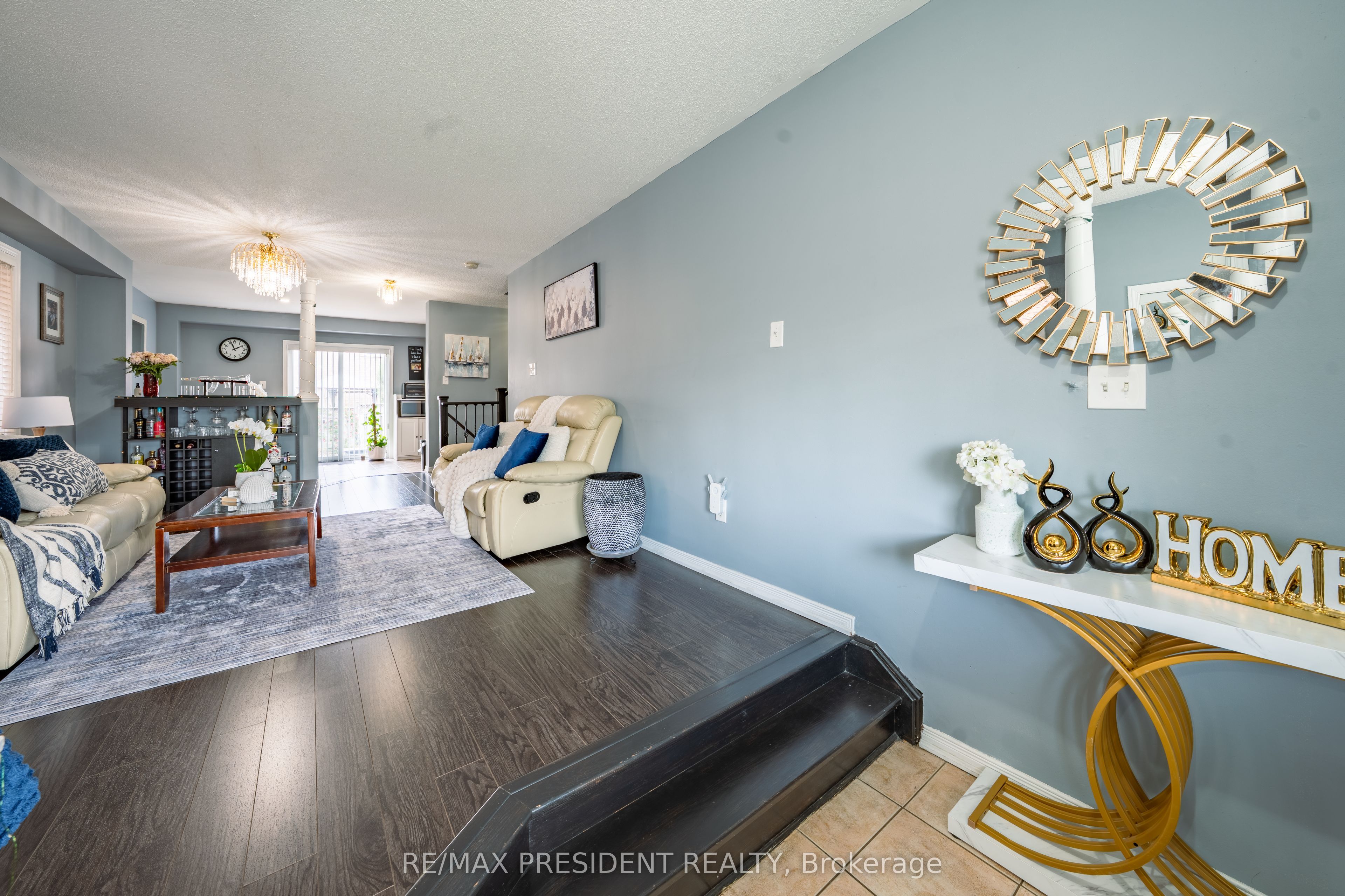 4 Redfinch Way Property Photo 5