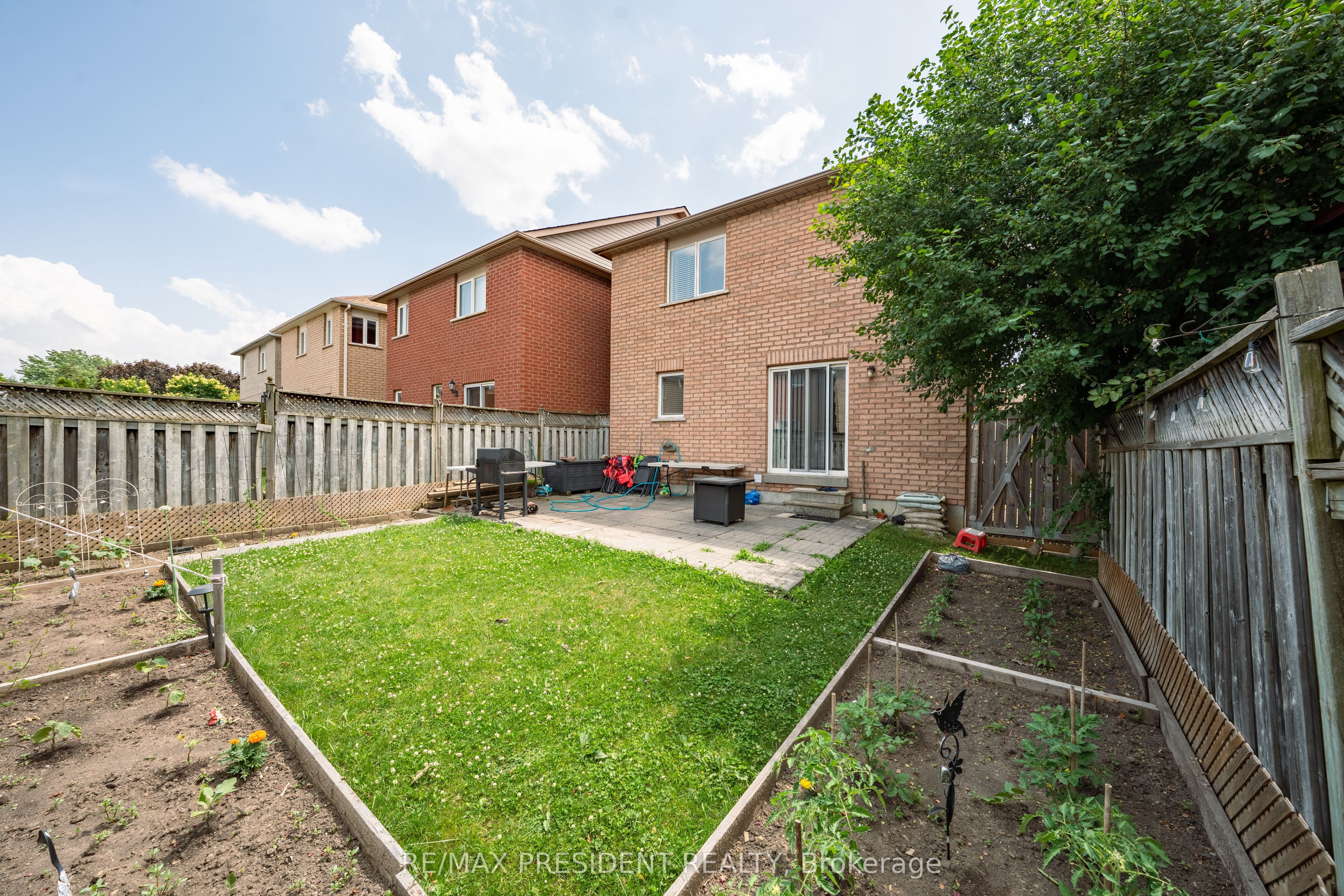 4 Redfinch Way Property Photo 41