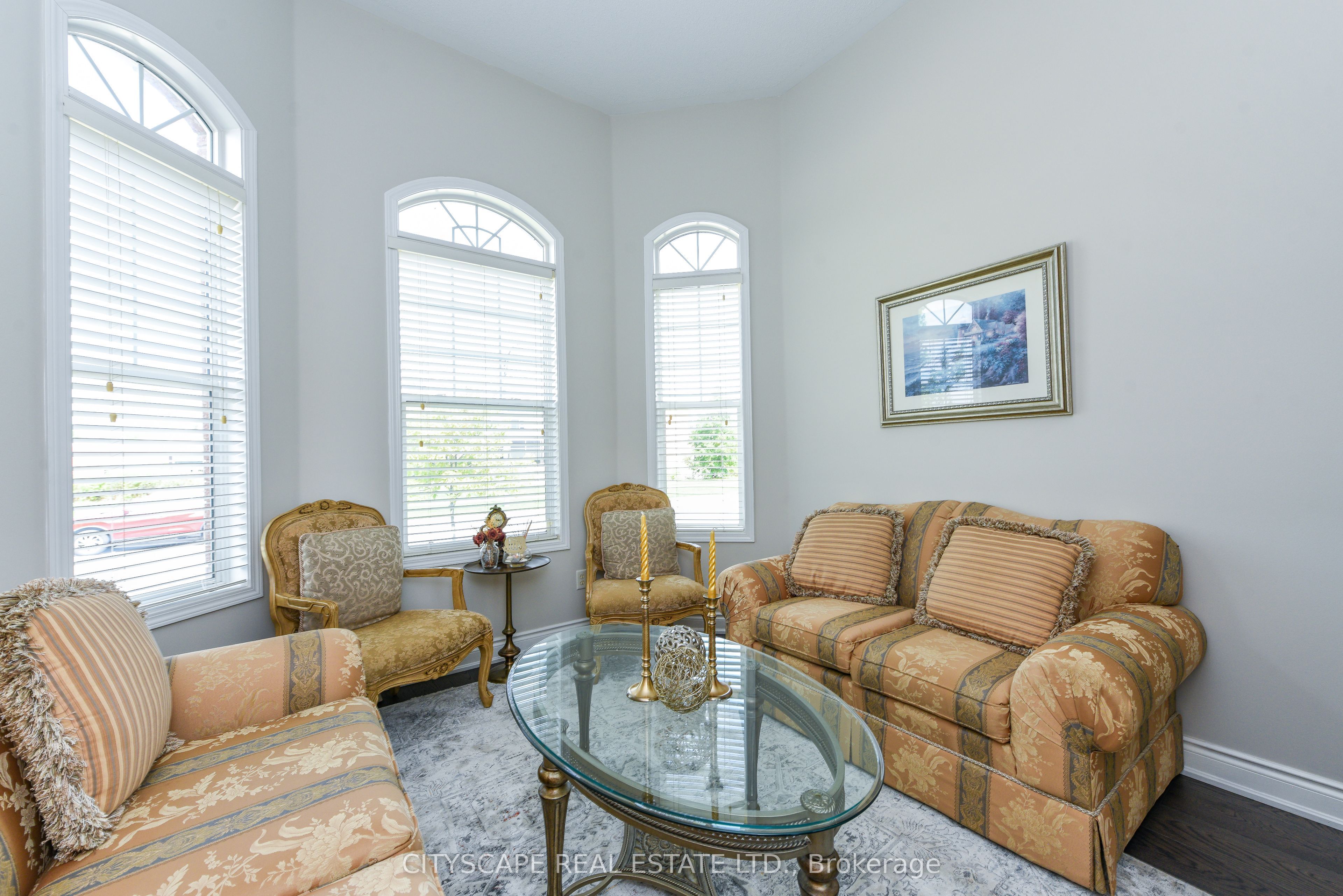 879 Bennett Boulevard Property Photo 8